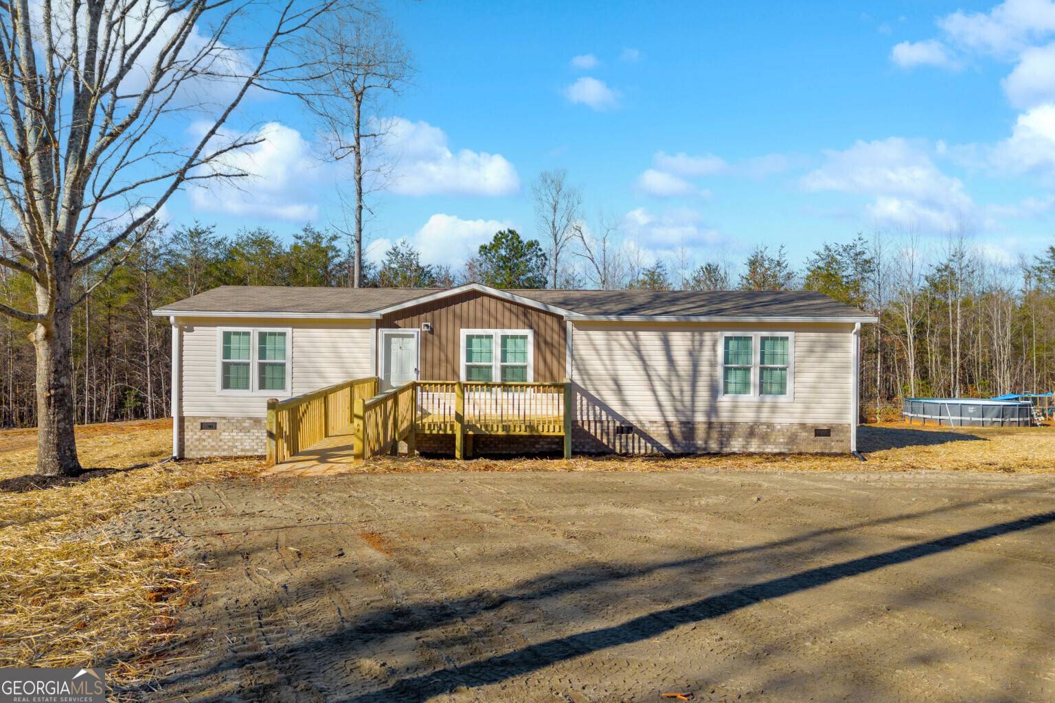 Clarkesville, GA 30523,2003 Buckhorn