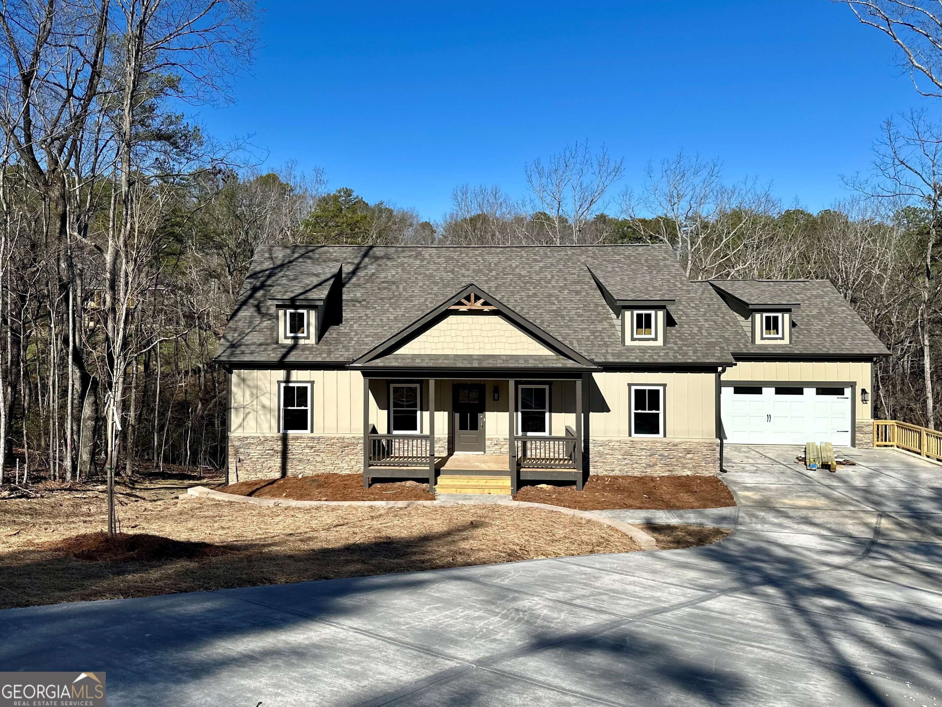 Waleska, GA 30183,109 Maple CT