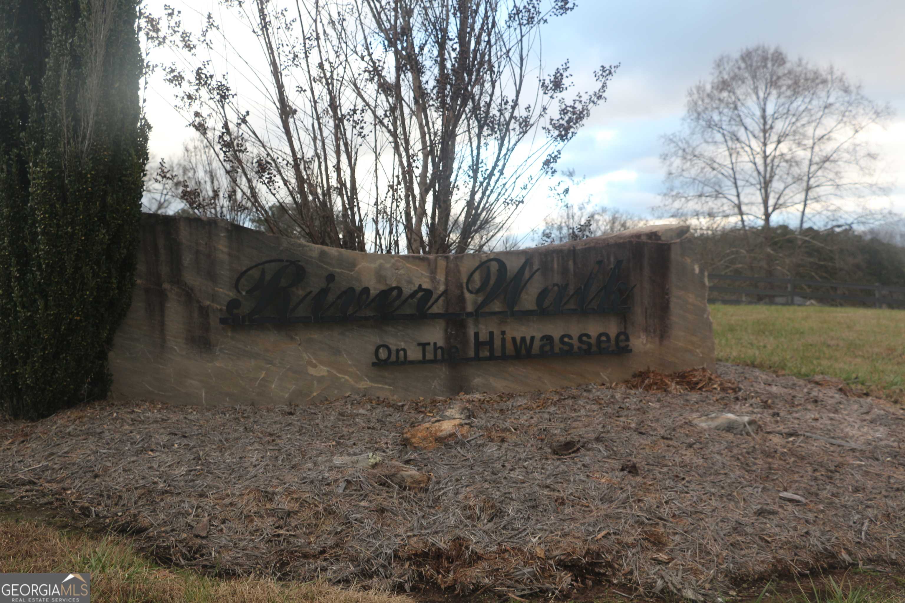 Murphy, NC 28906,380 River Farm DR
