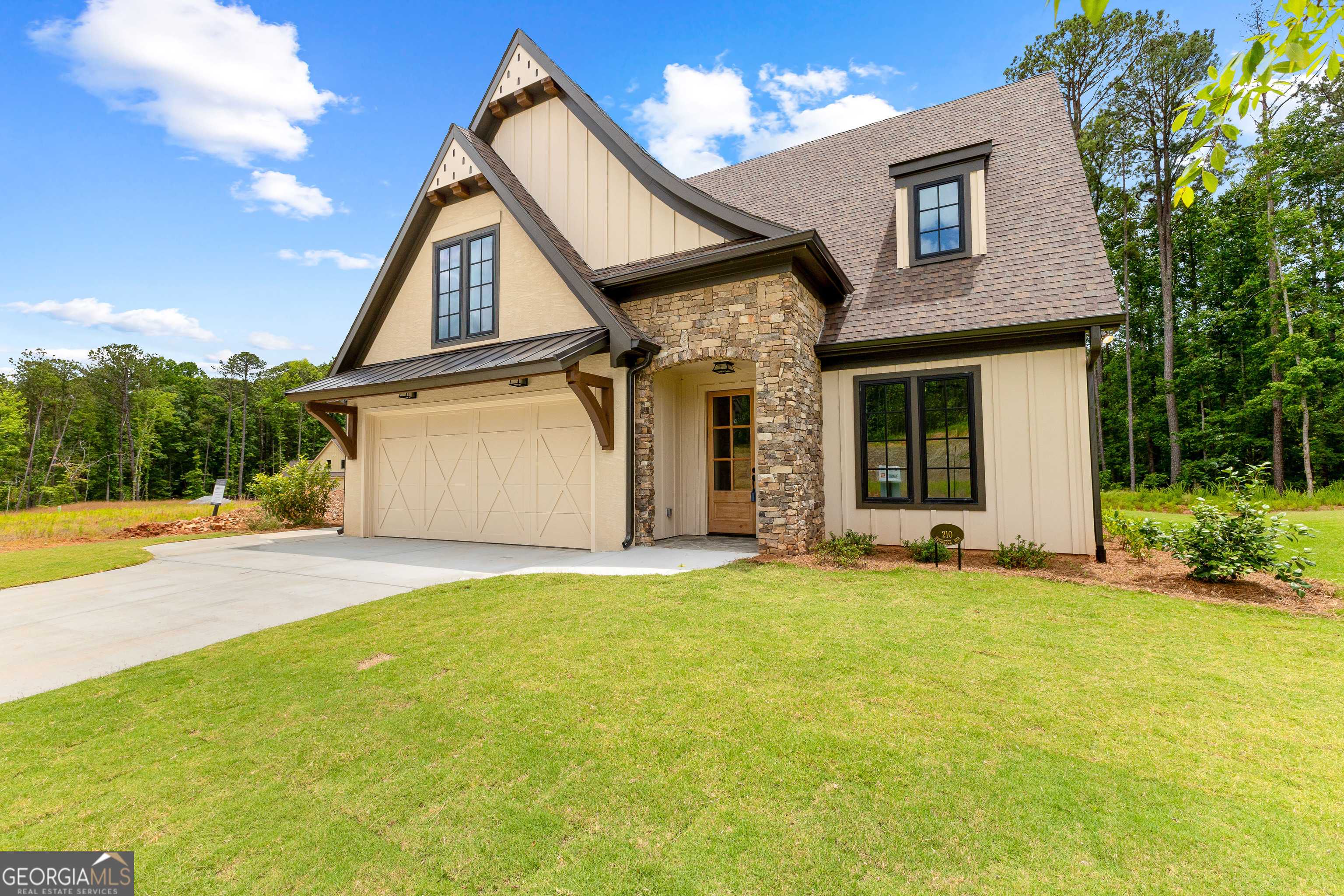 Peachtree City, GA 30269,210 Regester