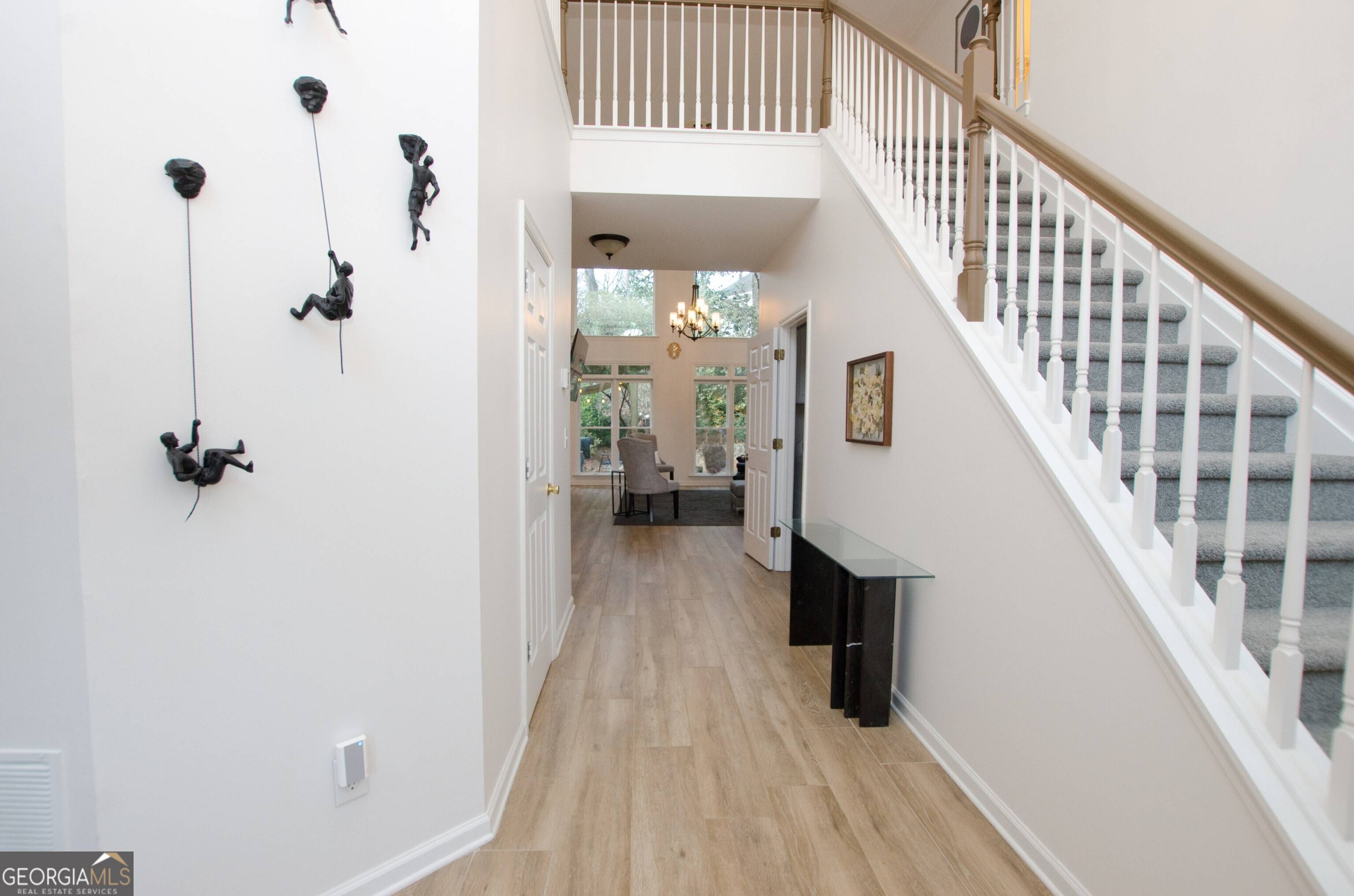 Sandy Springs, GA 30328,545 Montrose LN