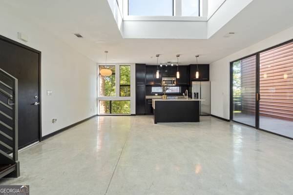 Atlanta, GA 30307,972 NE Dekalb AVE #UNIT #203