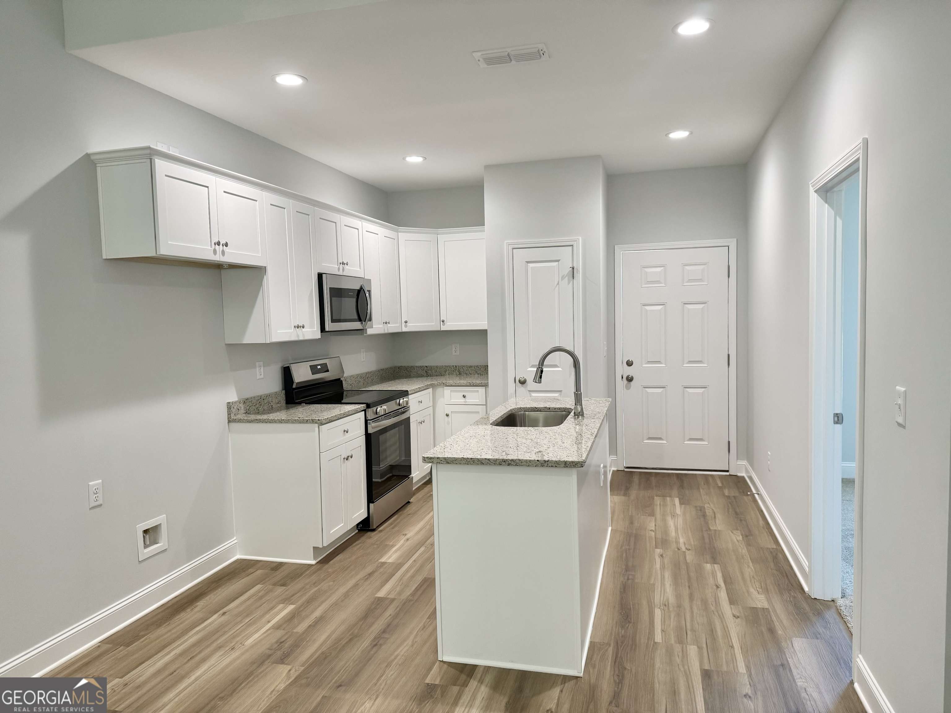 Lagrange, GA 30241,220 Lenox CIR