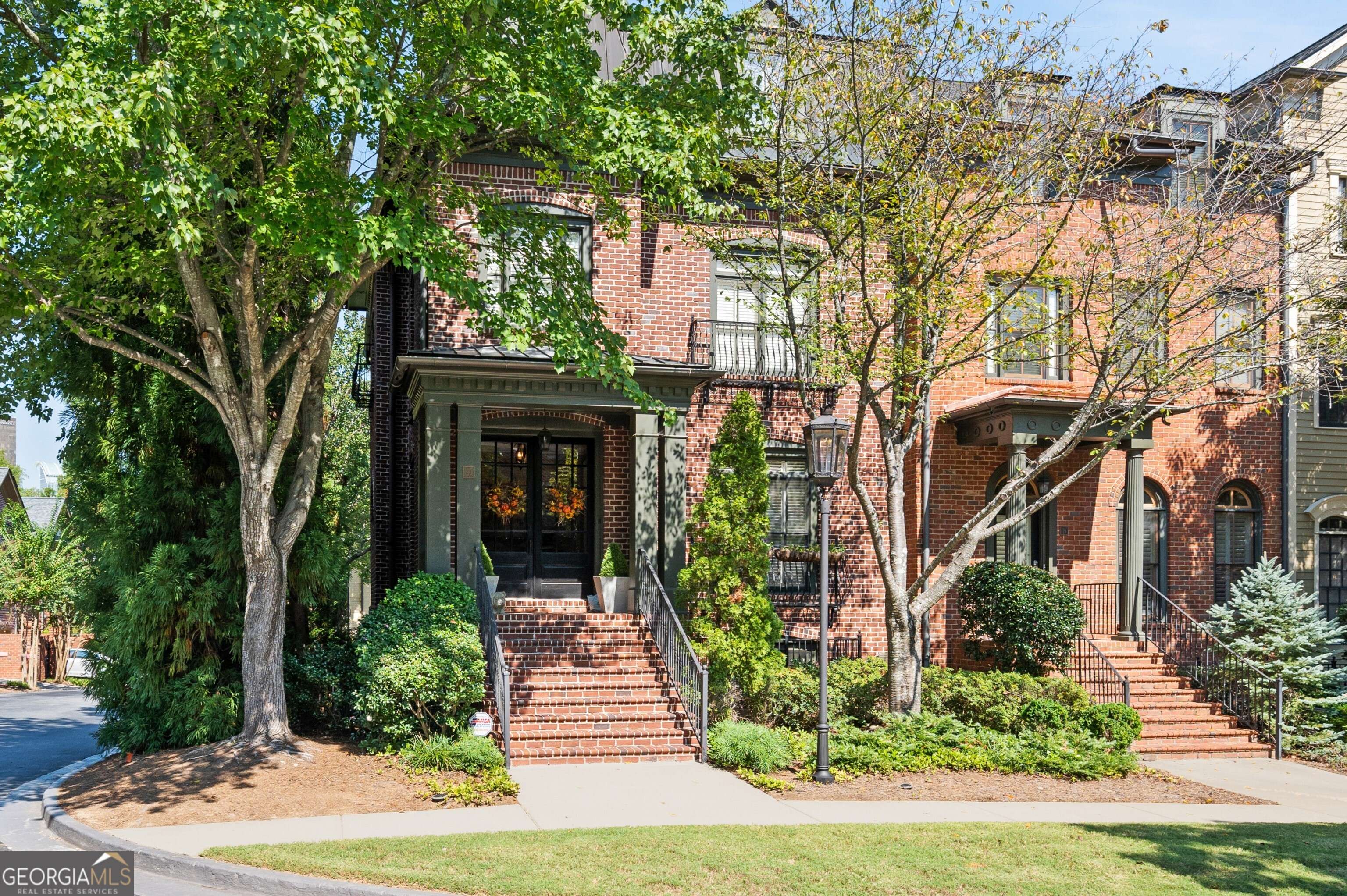 Atlanta, GA 30324,3127 Lenox RD NE #20