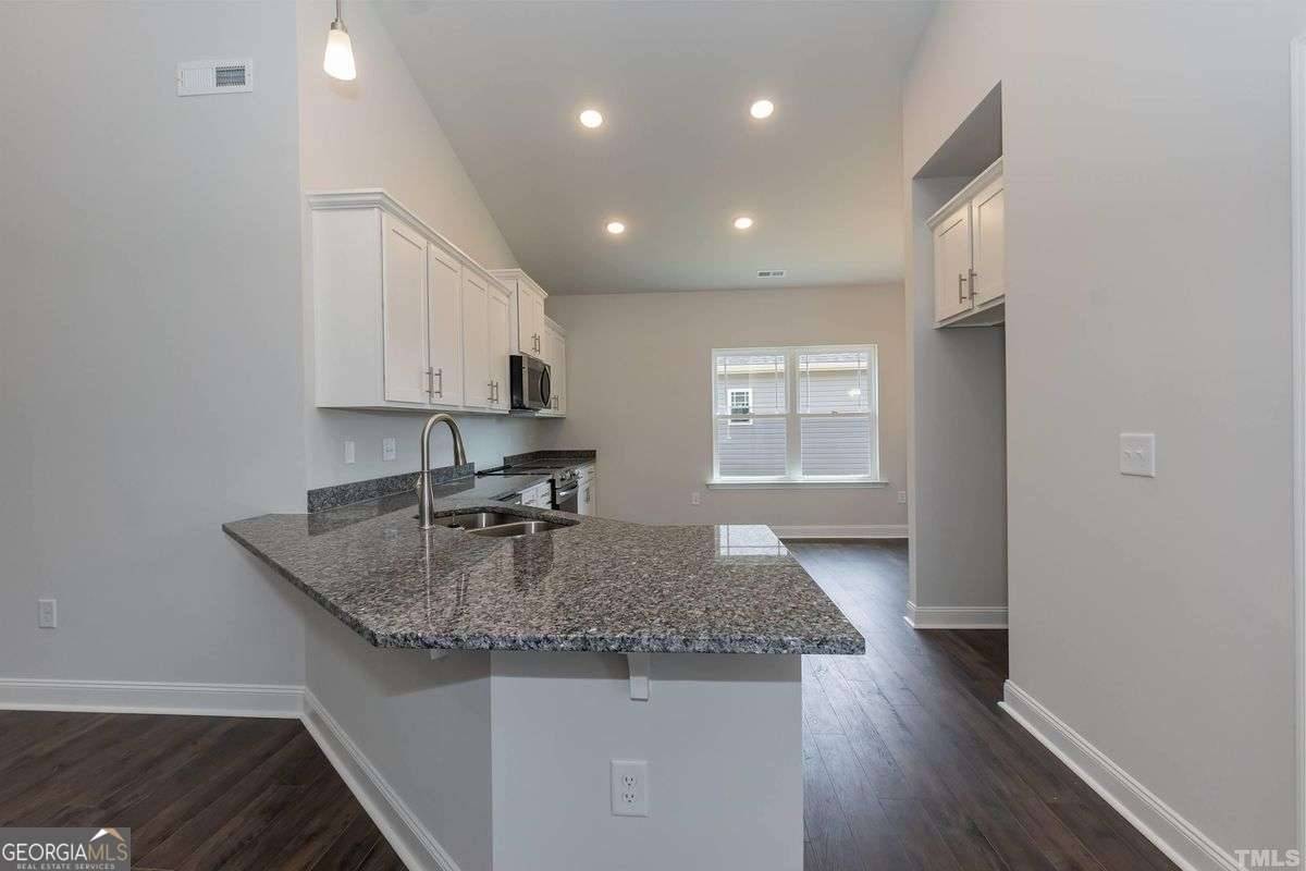 Cornelia, GA 30531,713 Pathway CIR