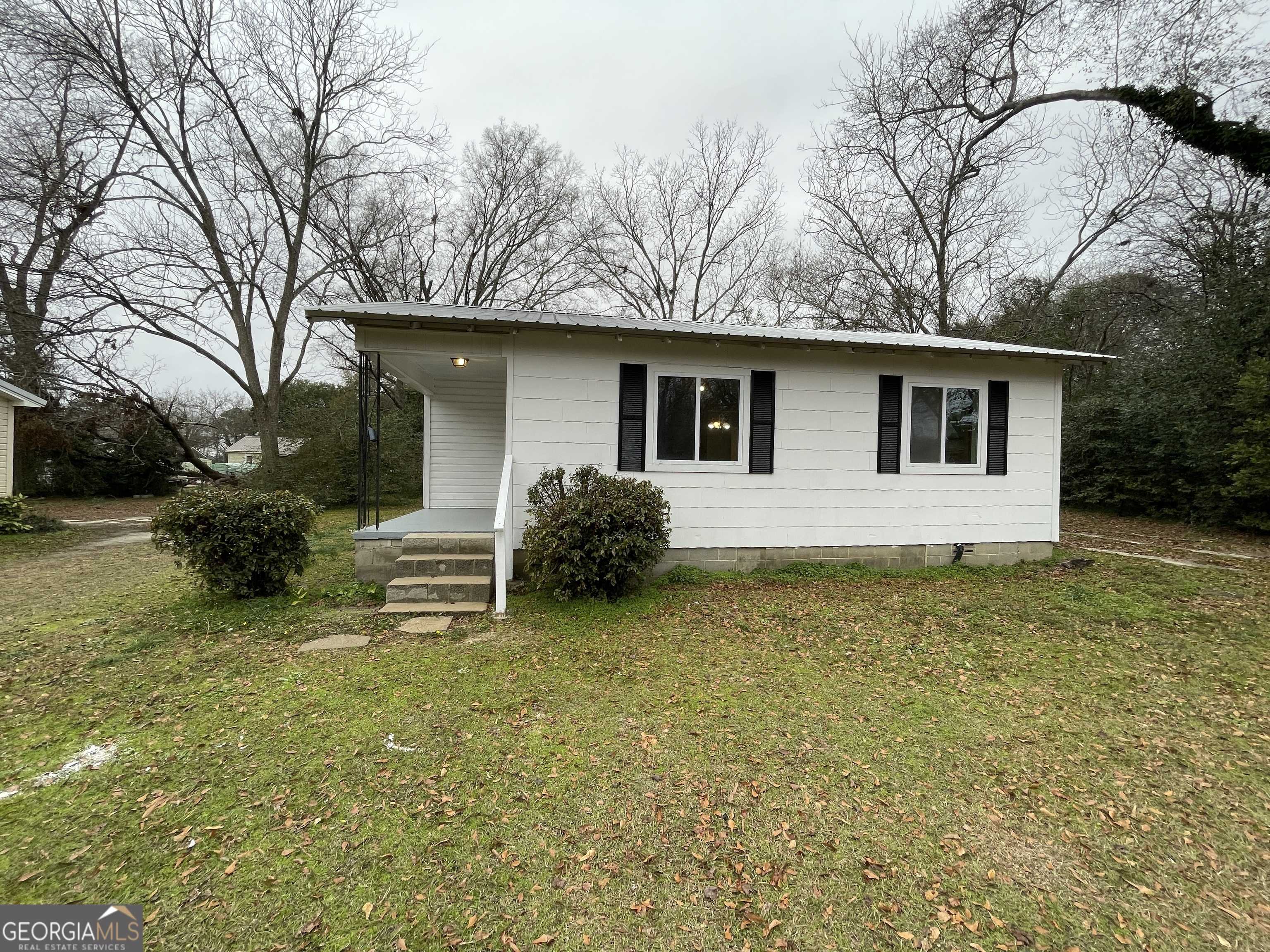 Cochran, GA 31014,101 Faulk CIR