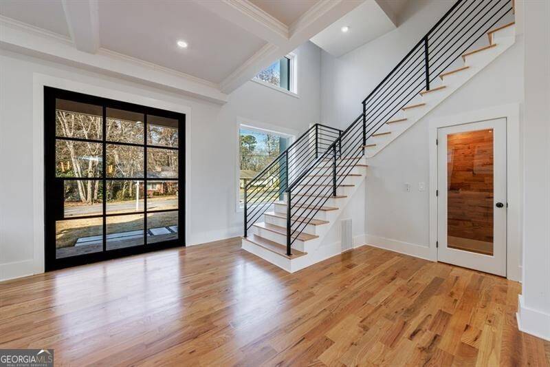 Atlanta, GA 30305,2571 Sharondale DR NE