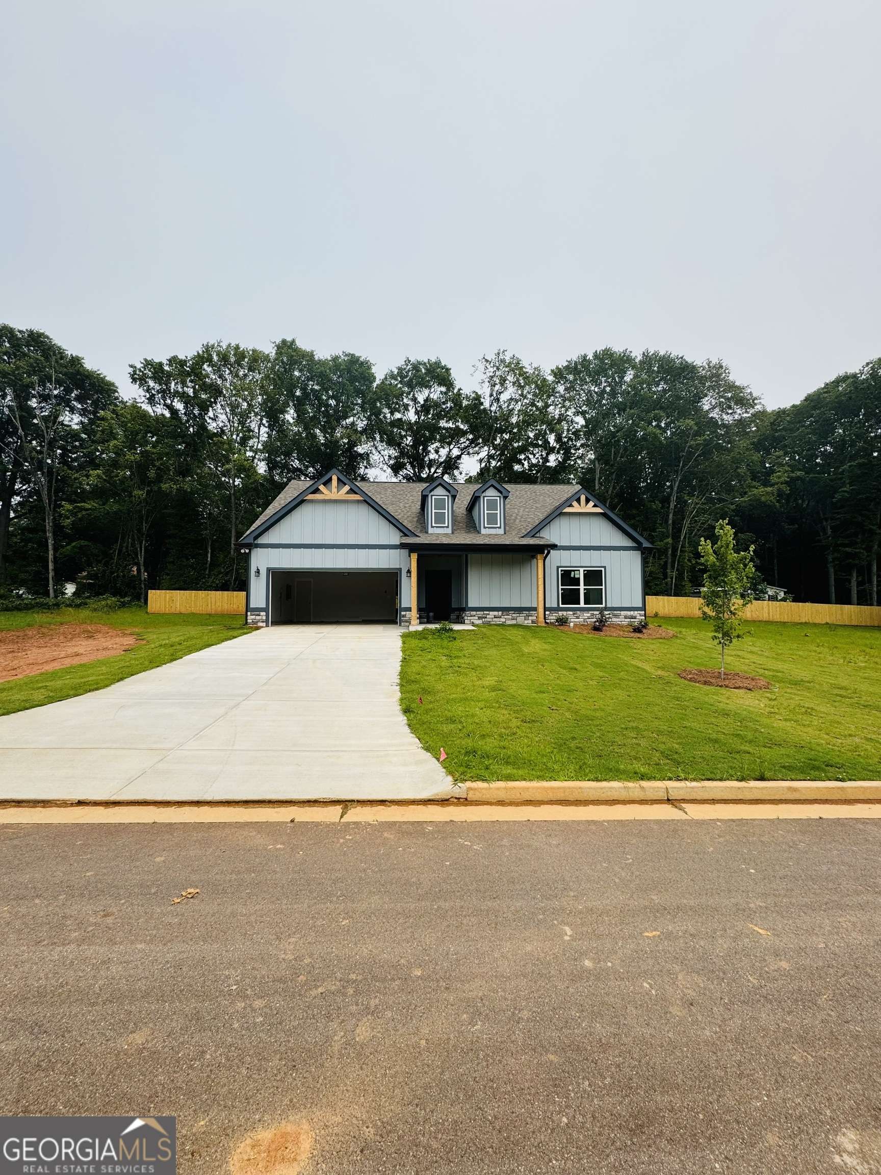Maysville, GA 30558,89 Crane St.