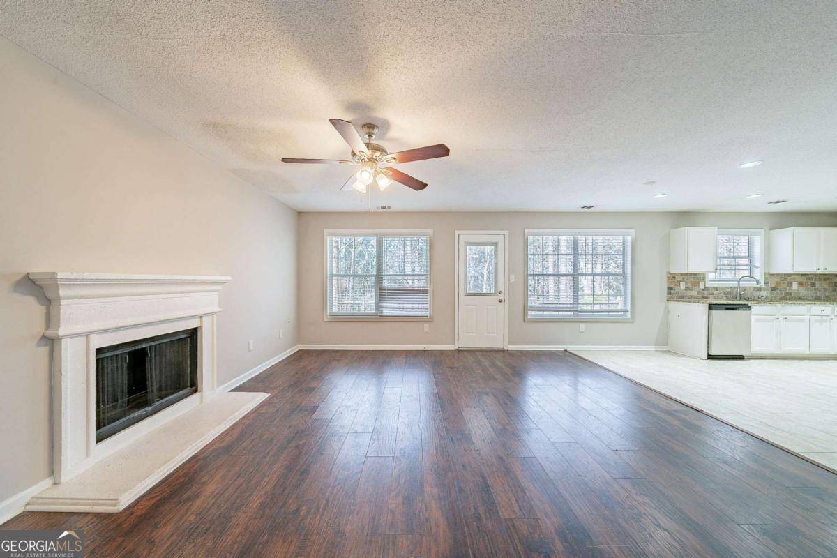 Lithonia, GA 30038,7110 Ravenwood LN