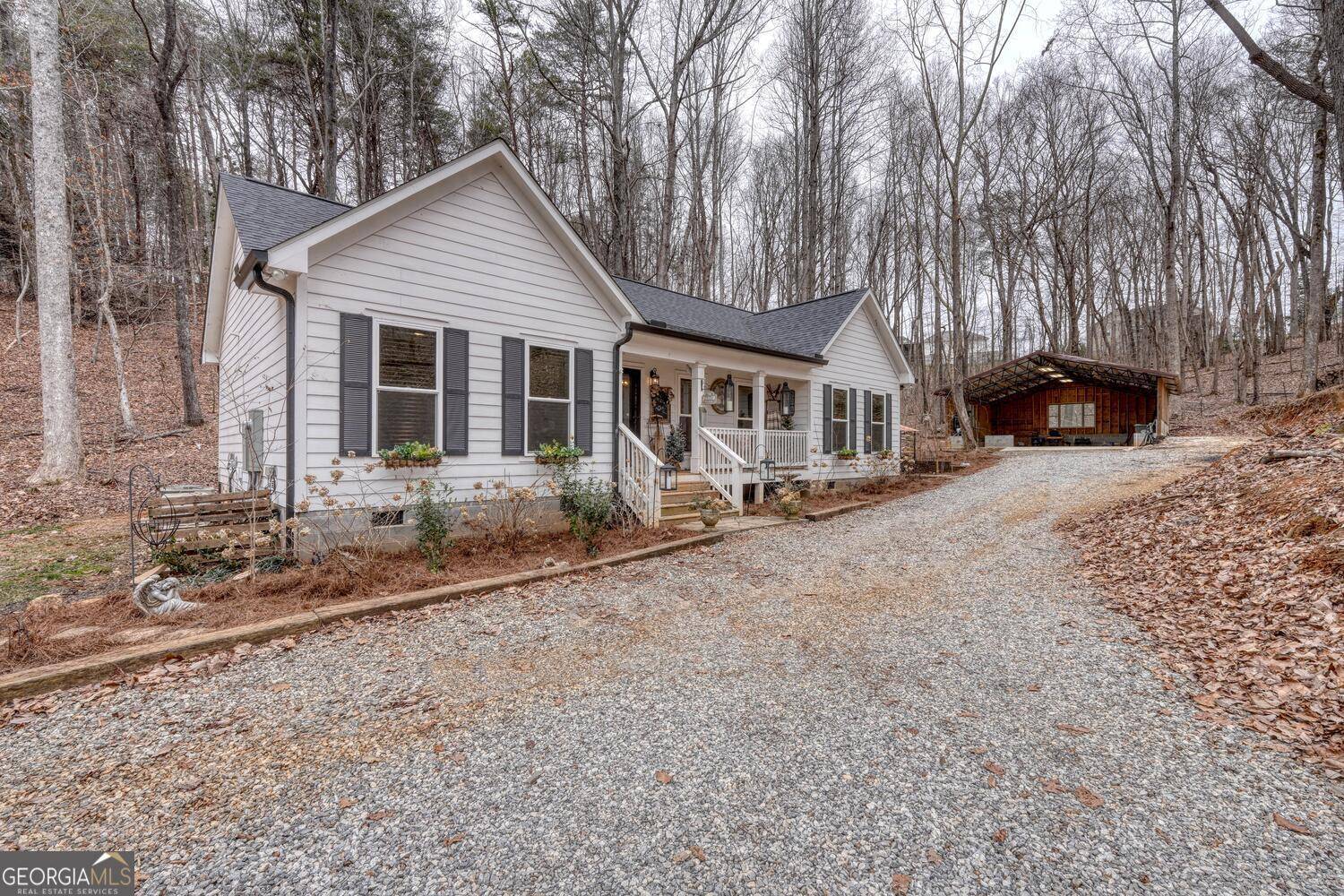 Dahlonega, GA 30533,108 Old River RD