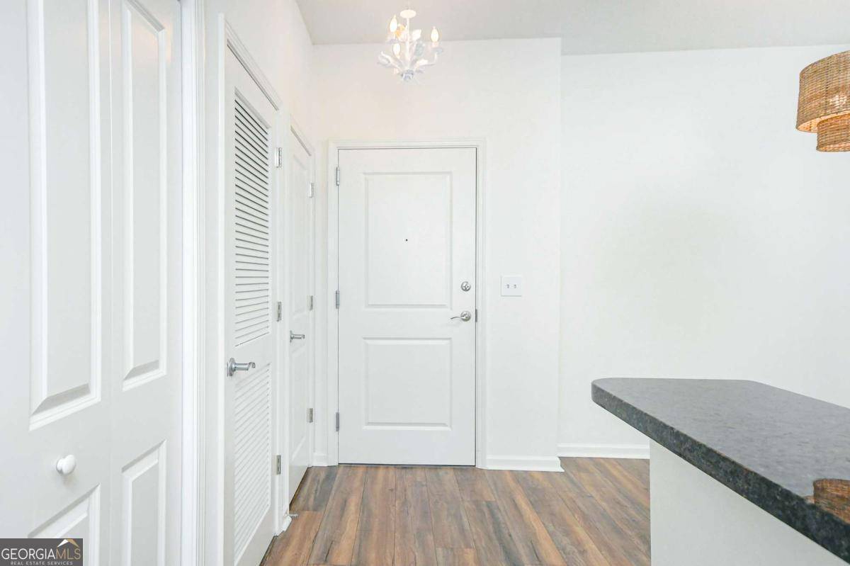 Atlanta, GA 30305,3040 Peachtree RD #802