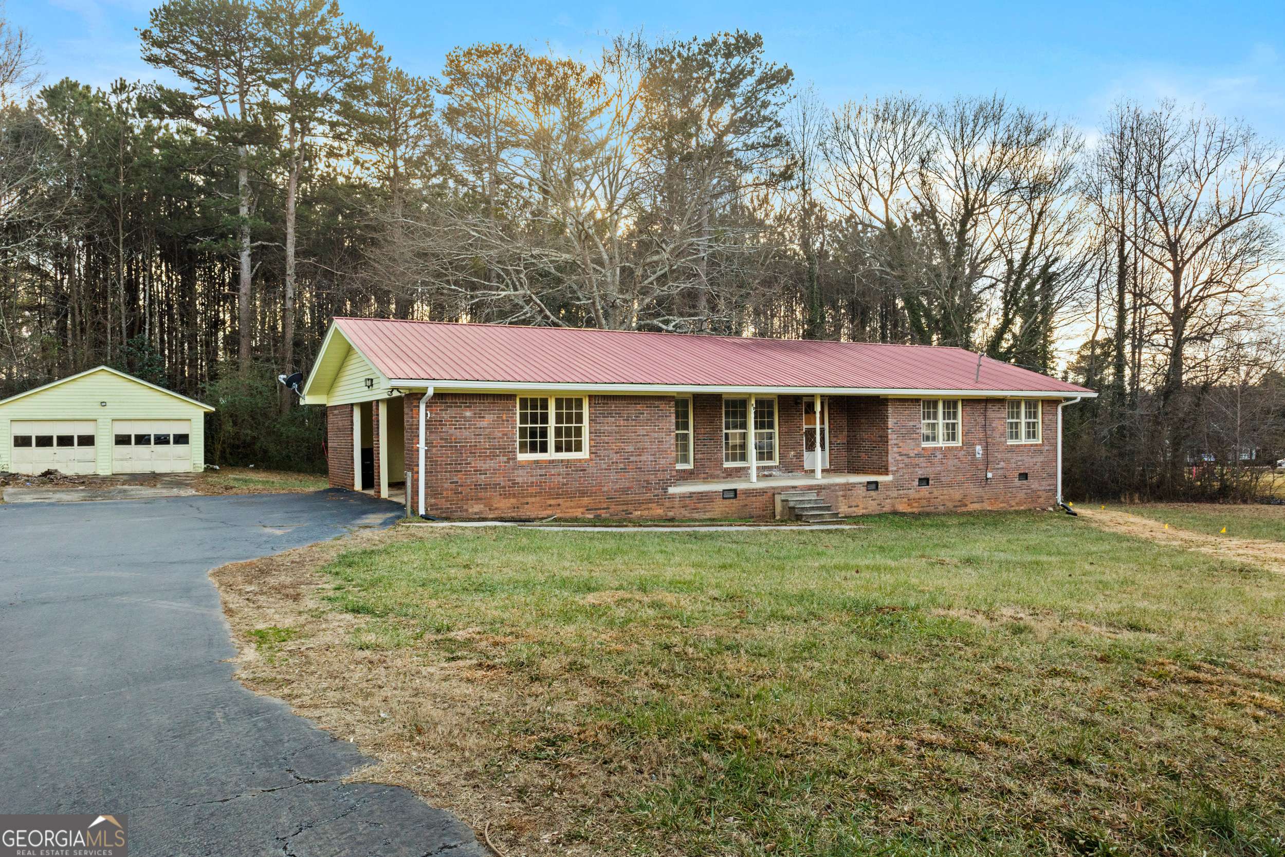 Cornelia, GA 30531,588 Old Cleveland