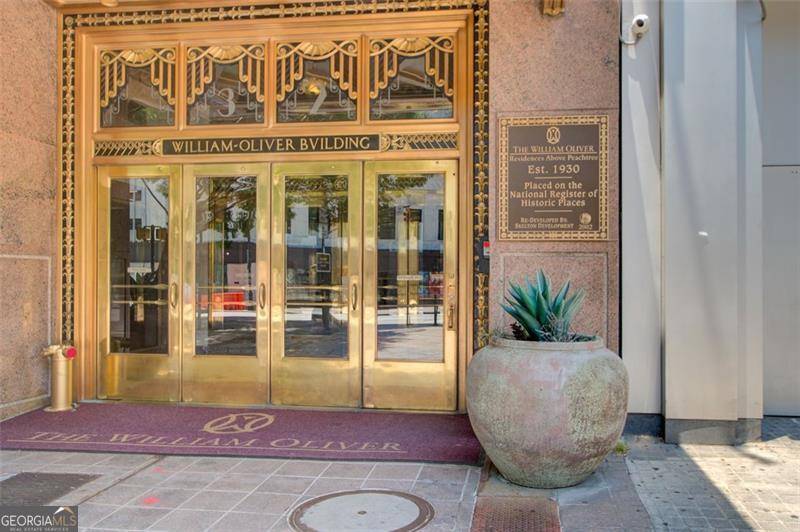 Atlanta, GA 30303,32 PEACHTREE ST #1102