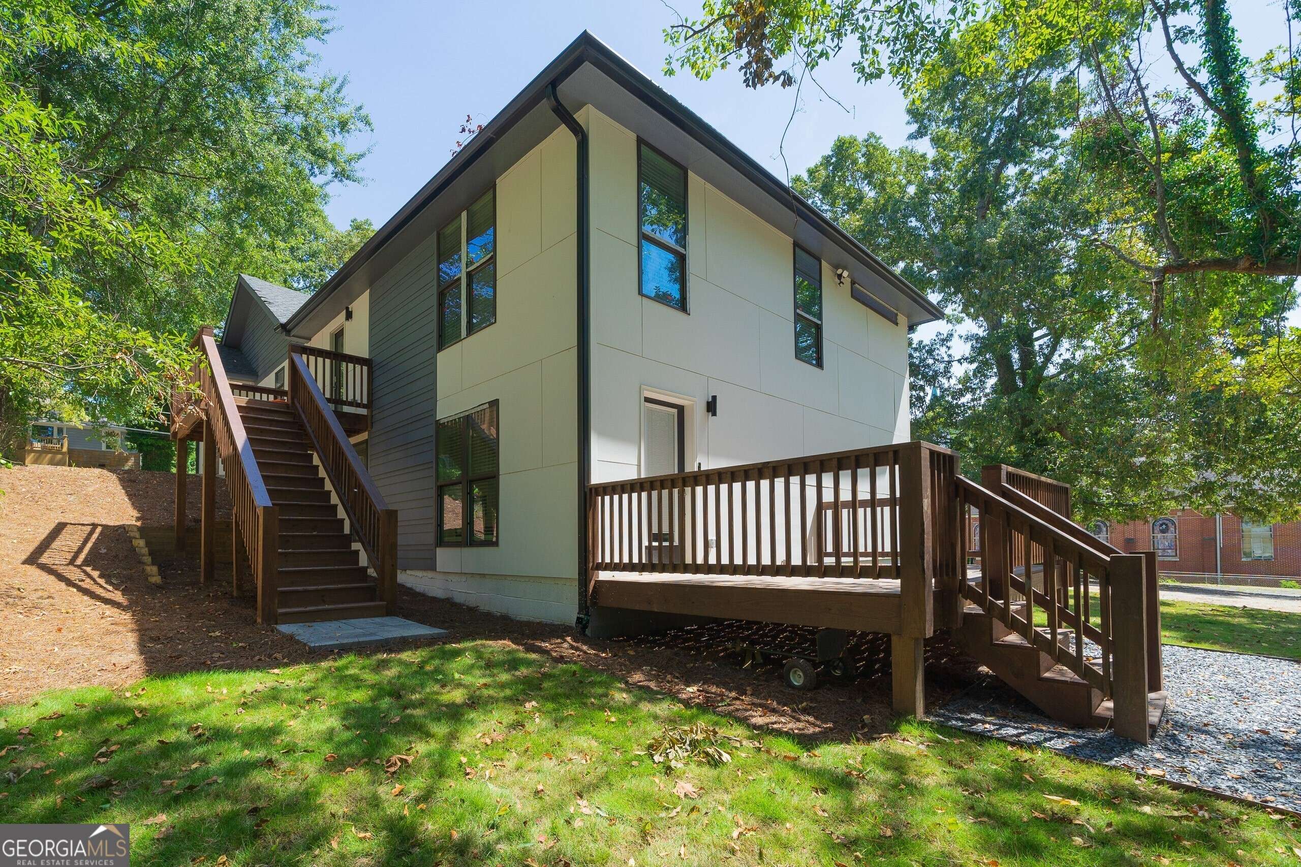 Atlanta, GA 30318,726 Charlotte PL