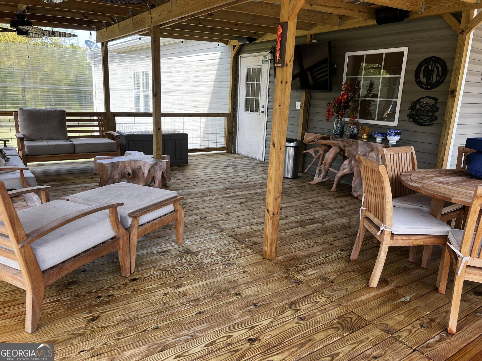 Millwood, GA 31552,325 Forks RD