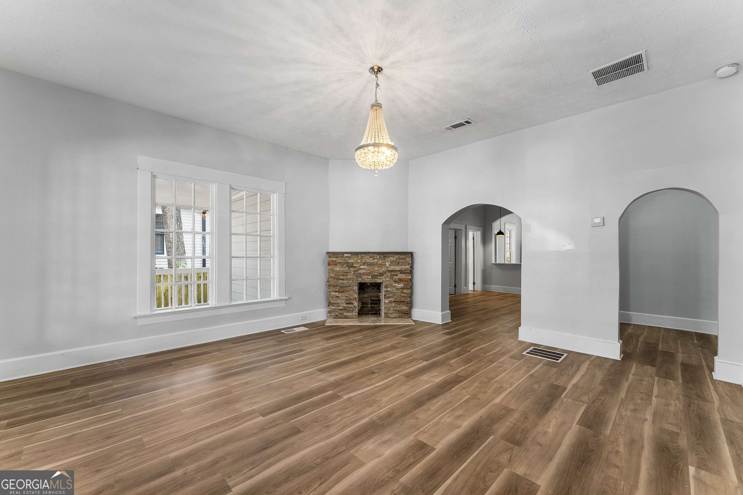 Atlanta, GA 30310,1066 SW White Oak AVE