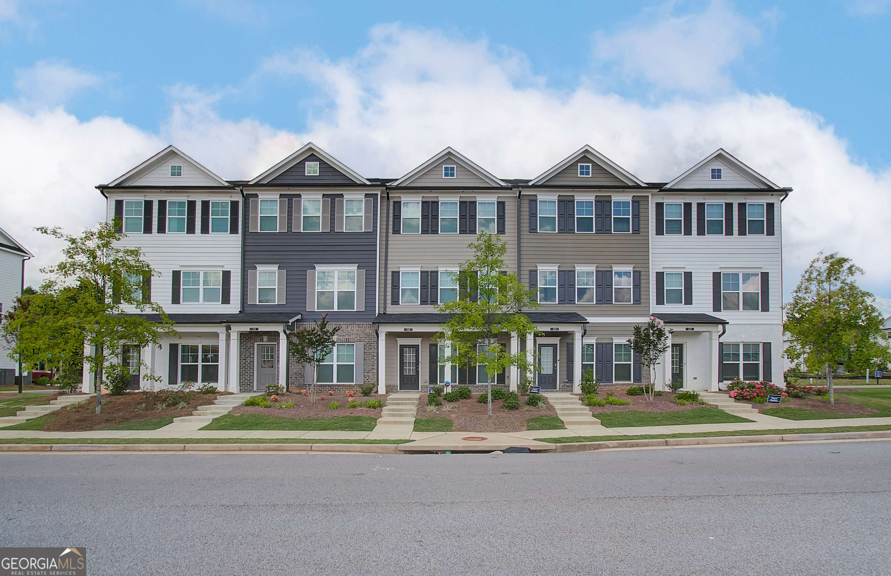 Newnan, GA 30265,11 Mercury LN #32