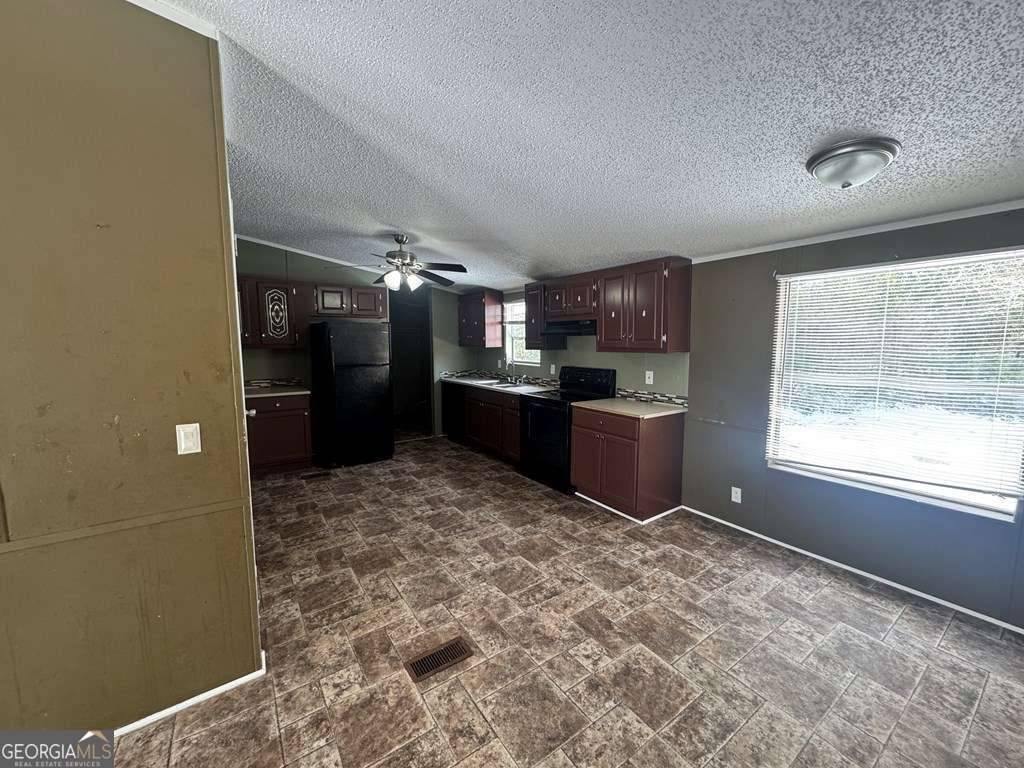 Cobb, GA 31735,110 Pryor Cobb RD