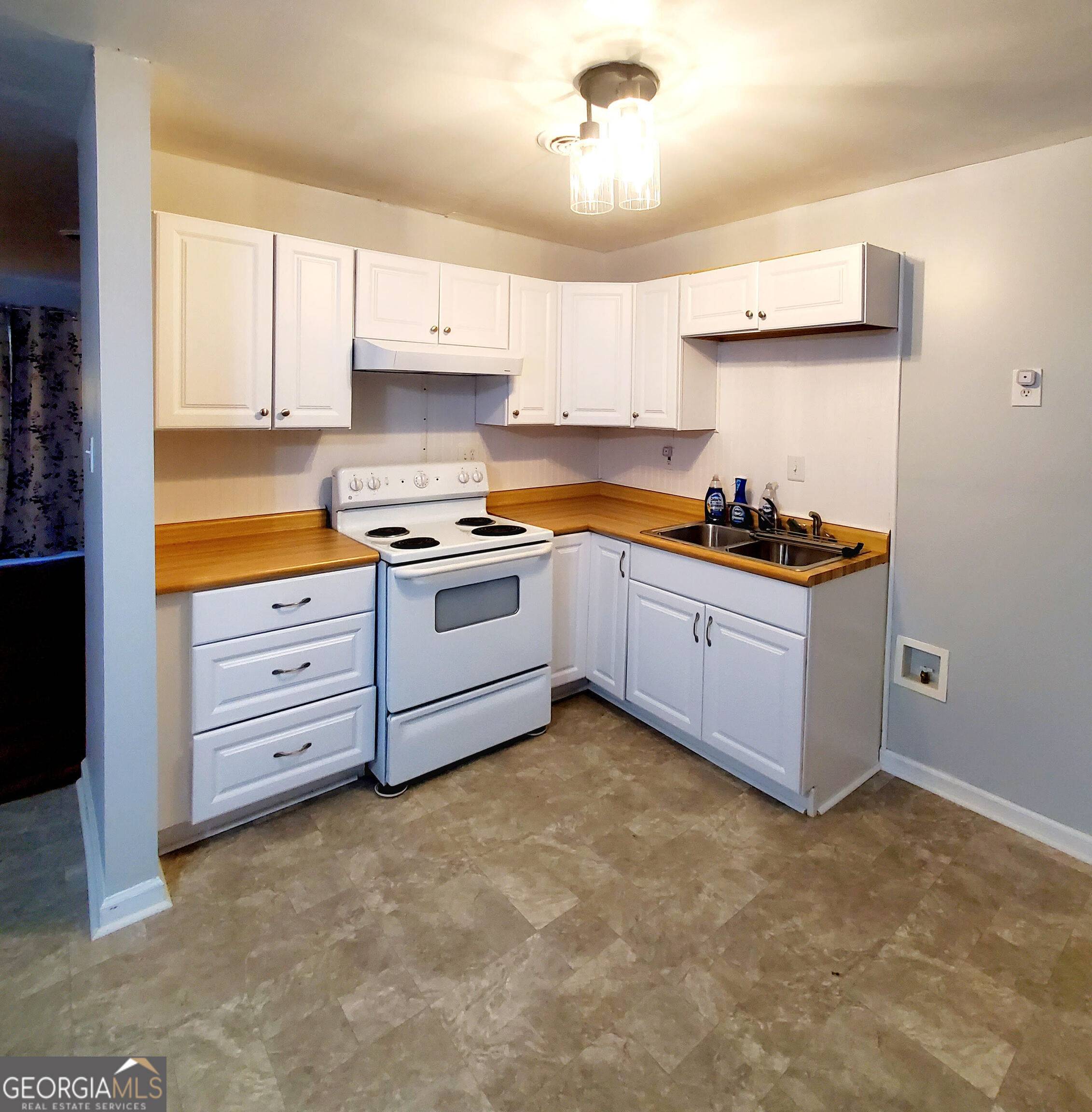 Forest Park, GA 30297,485 Evergreen DR