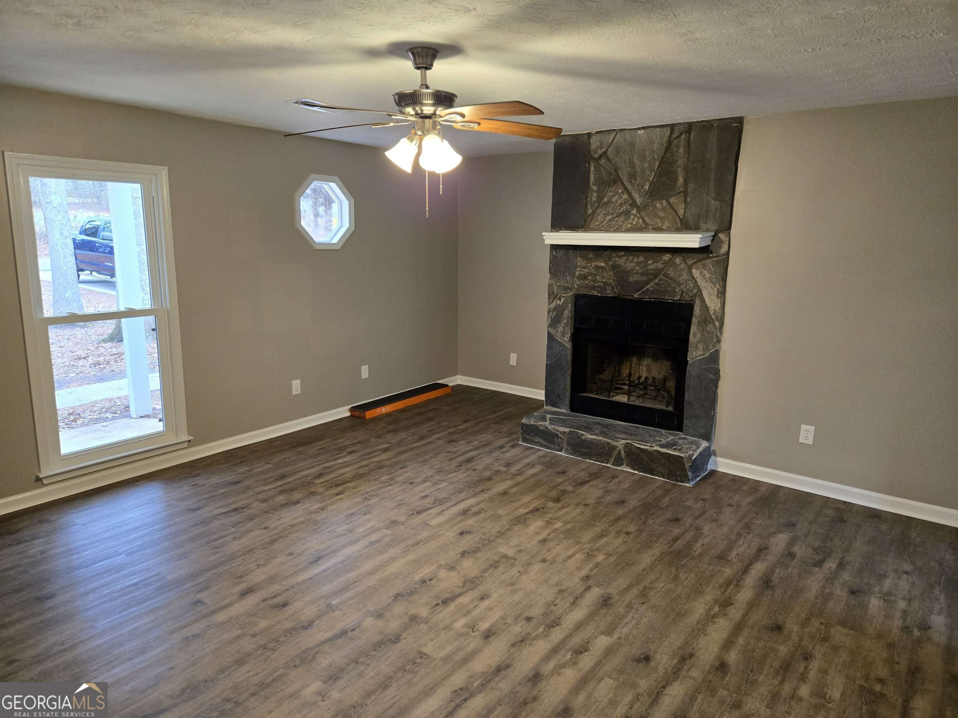 Auburn, GA 30011,471 Glen Terrace RD