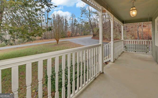 Dahlonega, GA 30533,81 Oak Grove