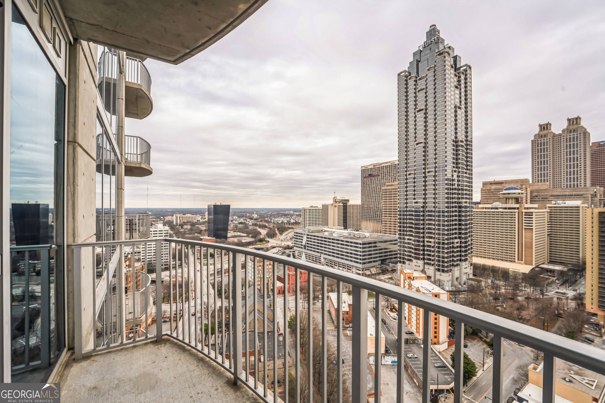 Atlanta, GA 30308,400 W Peachtree