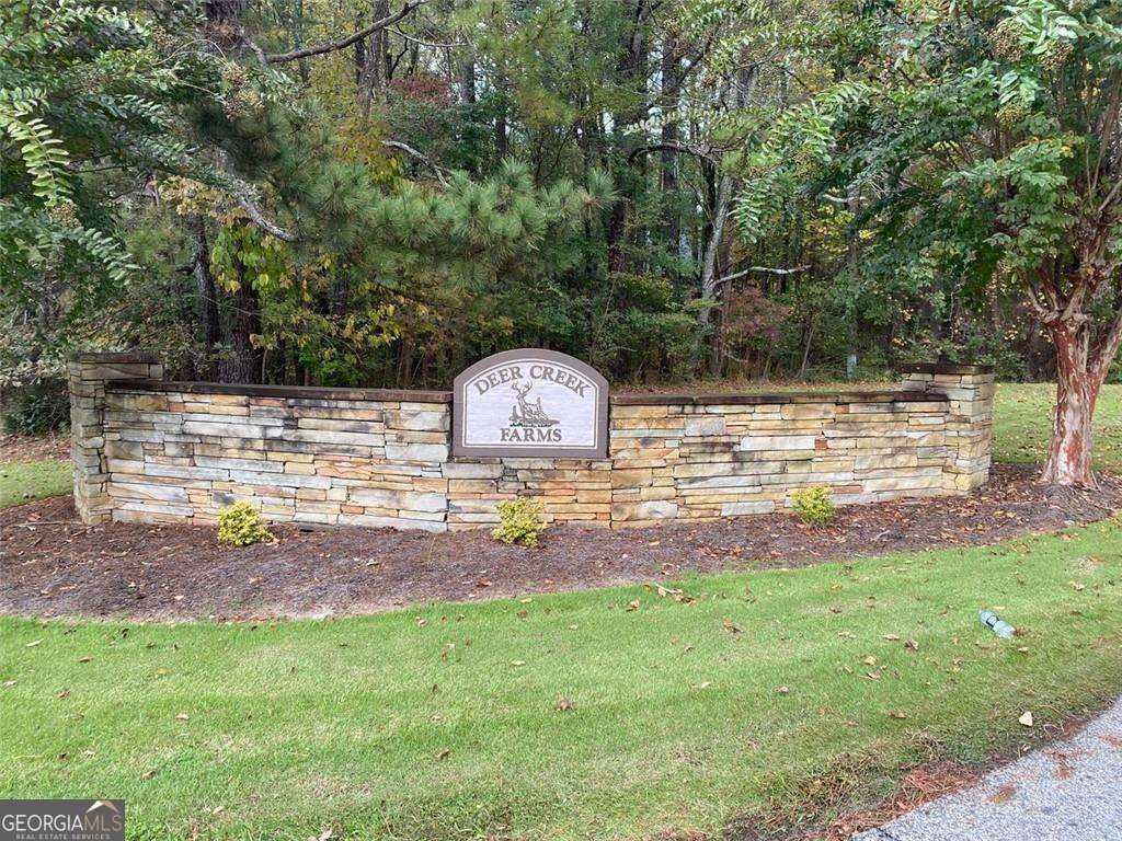 Hoschton, GA 30548,399 Buck TRL