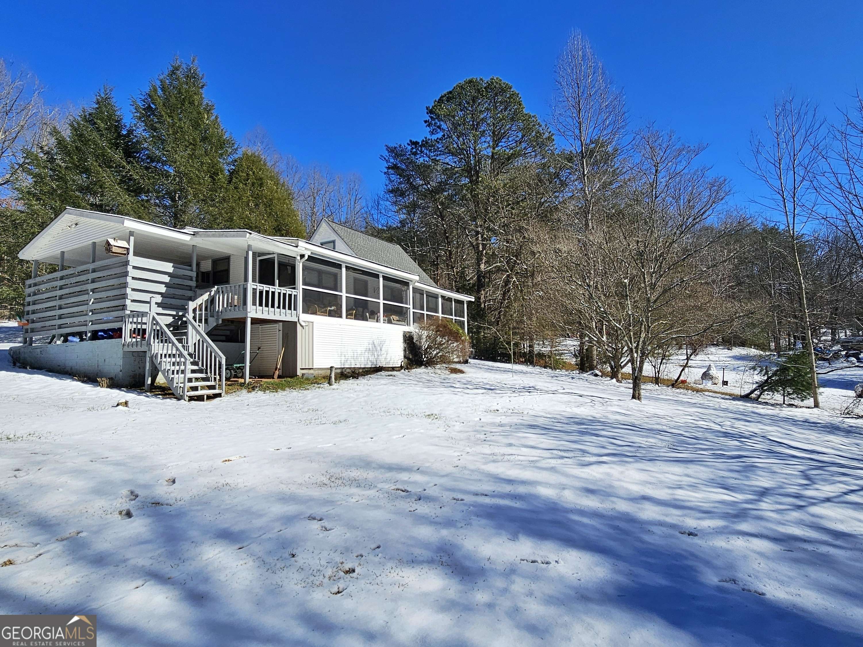 Blairsville, GA 30512,34 Silver Dollar LN