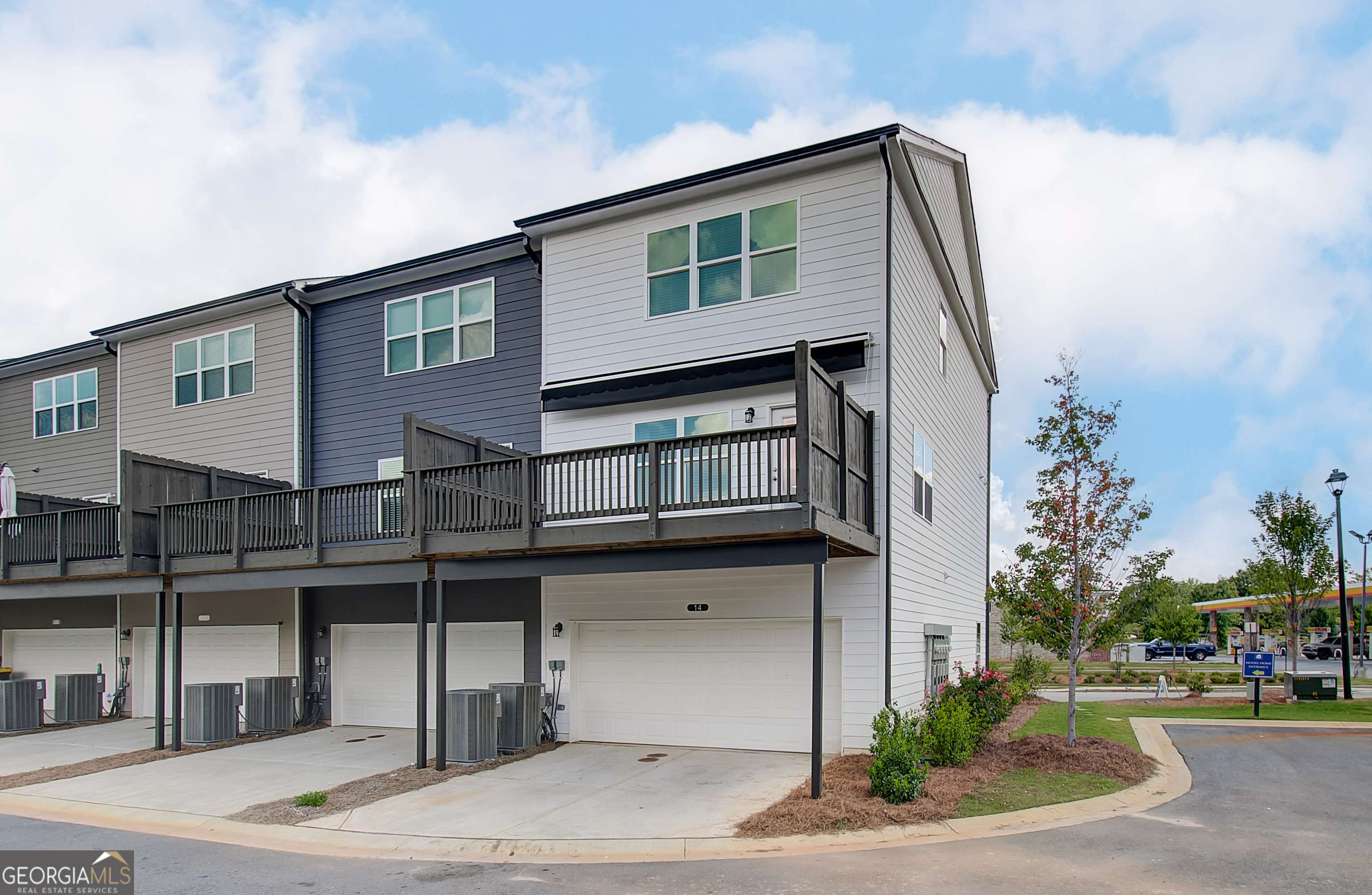 Newnan, GA 30265,5 Mercury LN #35