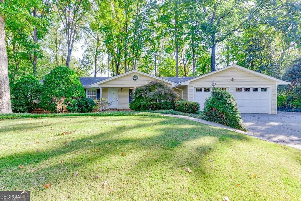 Sandy Springs, GA 30328,130 Bonnie LN