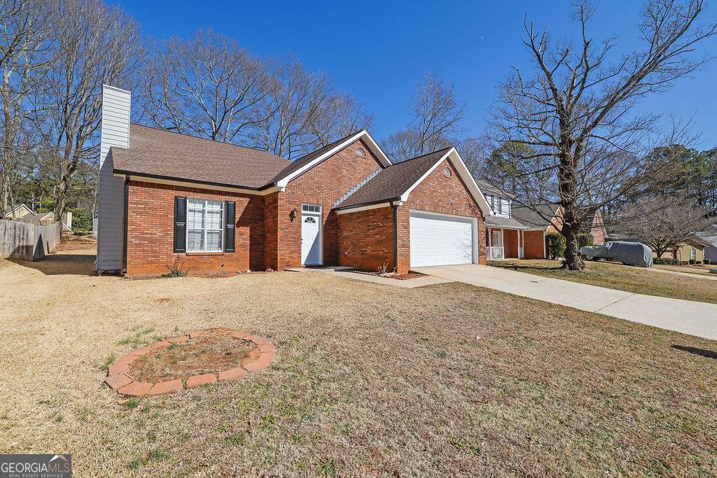 Stone Mountain, GA 30083,983 Oakwood Chase