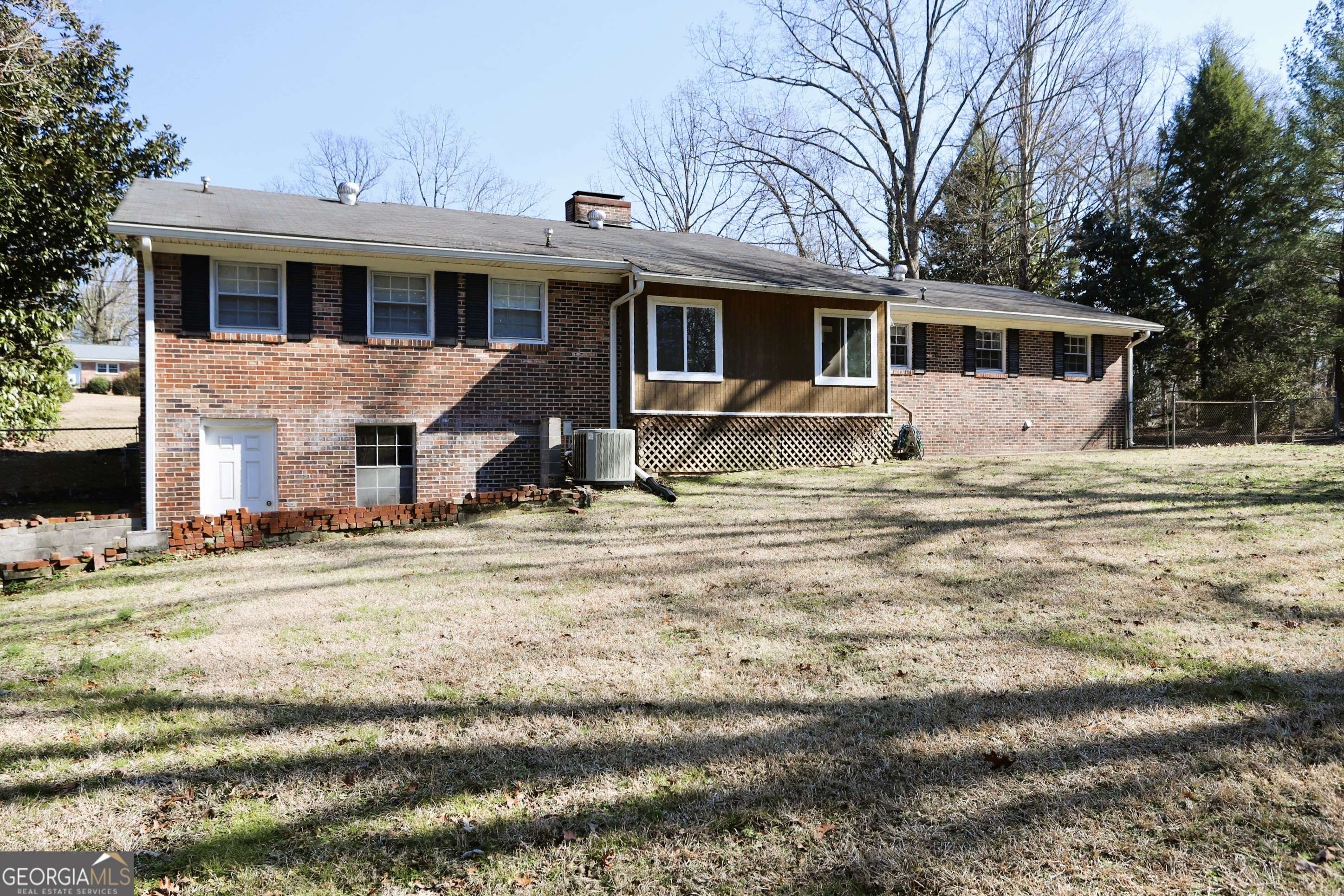 Trion, GA 30753,427 Oak Hill DR