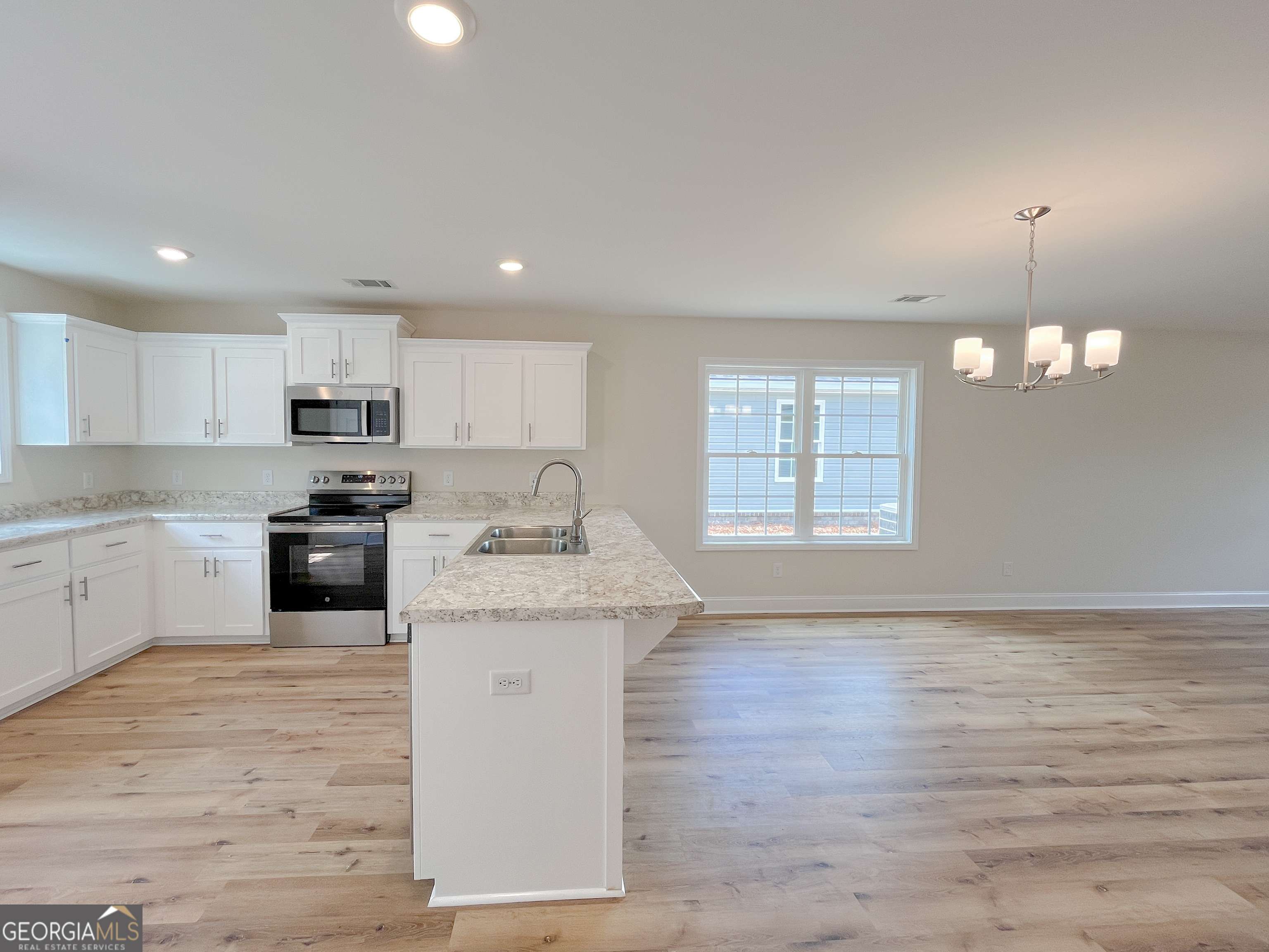 Statesboro, GA 30458,270 Proctor ST
