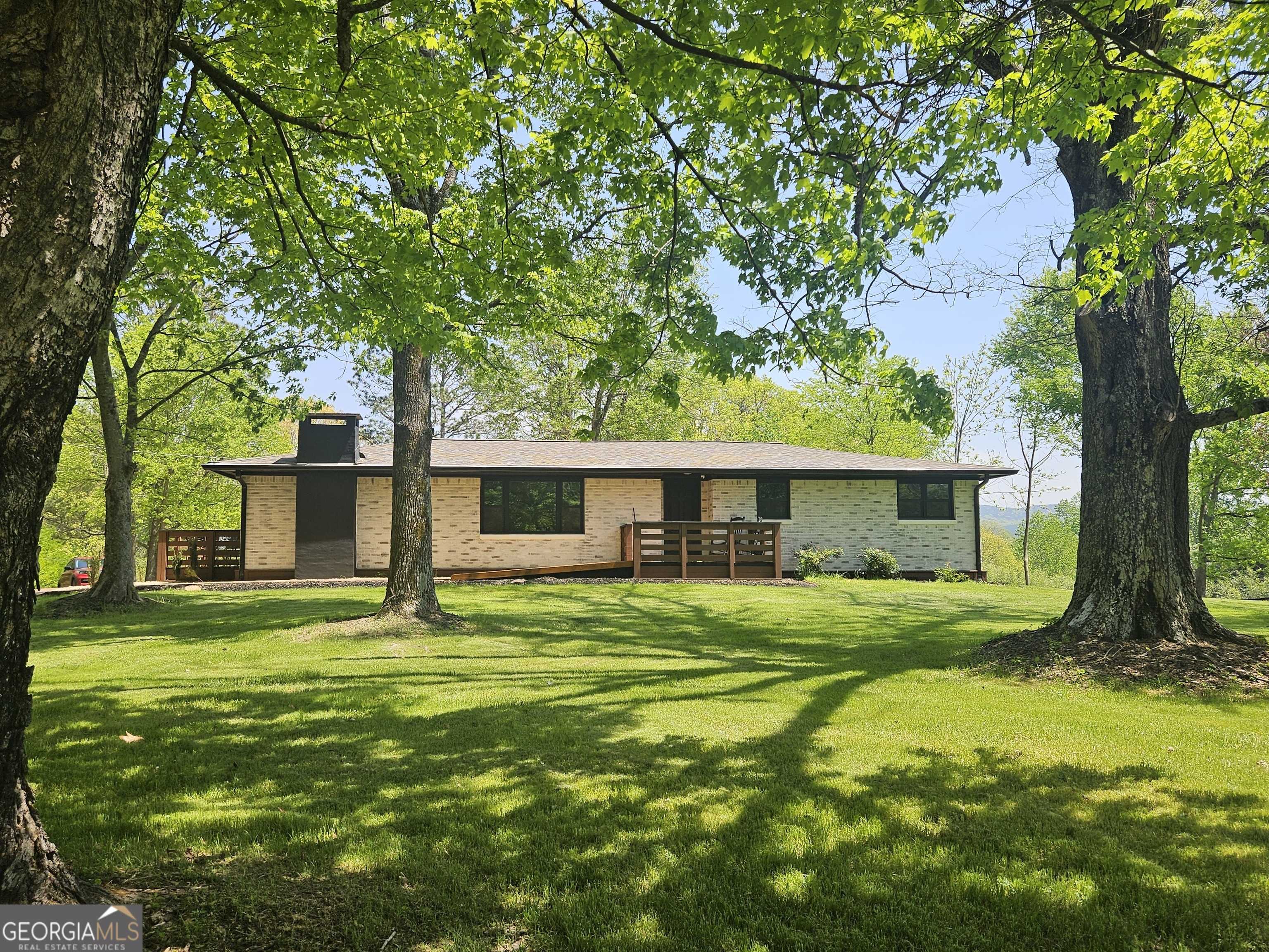 Fairmount, GA 30139,9351 Henderson Mountain RD