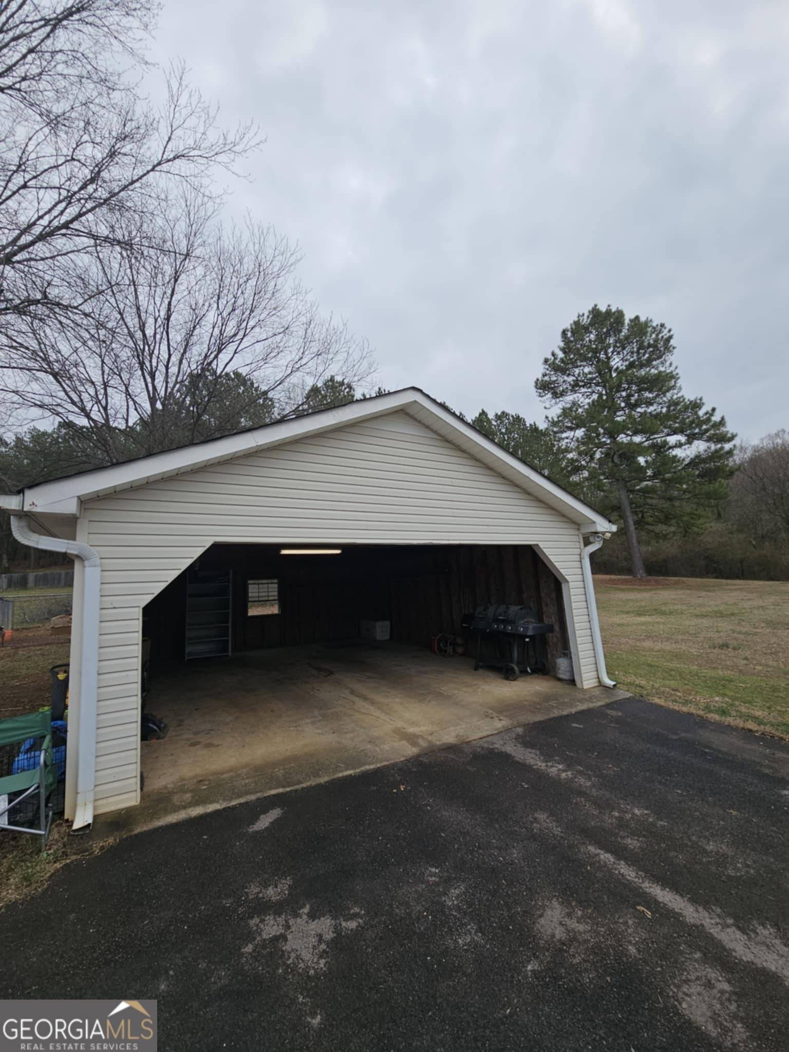 Lindale, GA 30147,1261 Old Cedartown RD SE