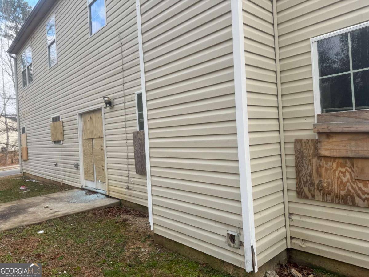 Riverdale, GA 30296,6357 Polar Fox CT