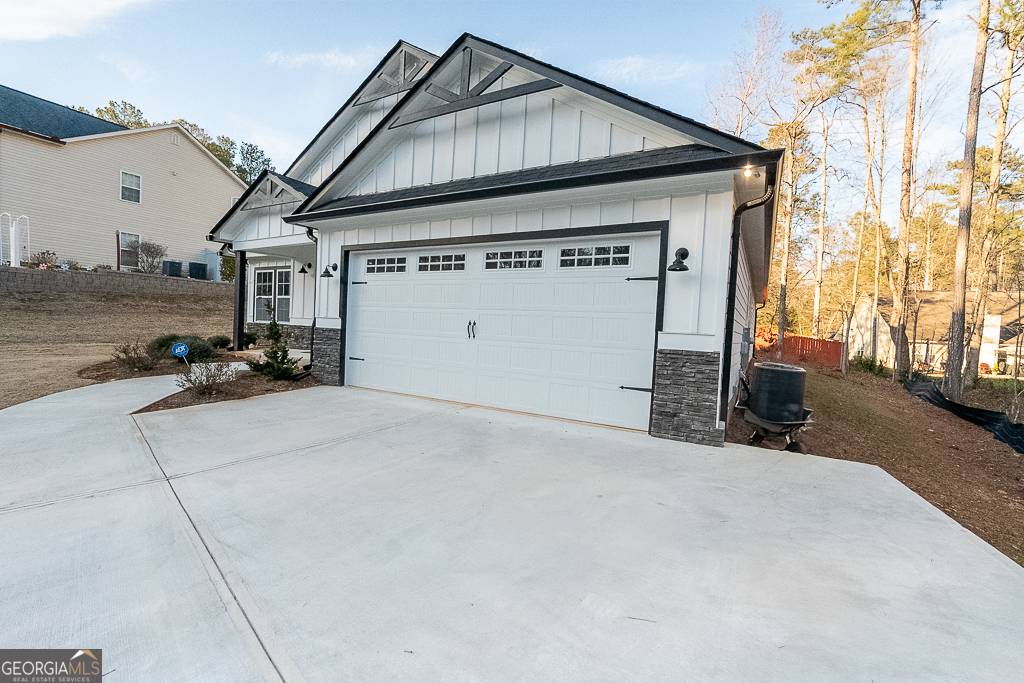 Villa Rica, GA 30180,8162 Lakeview Pkwy