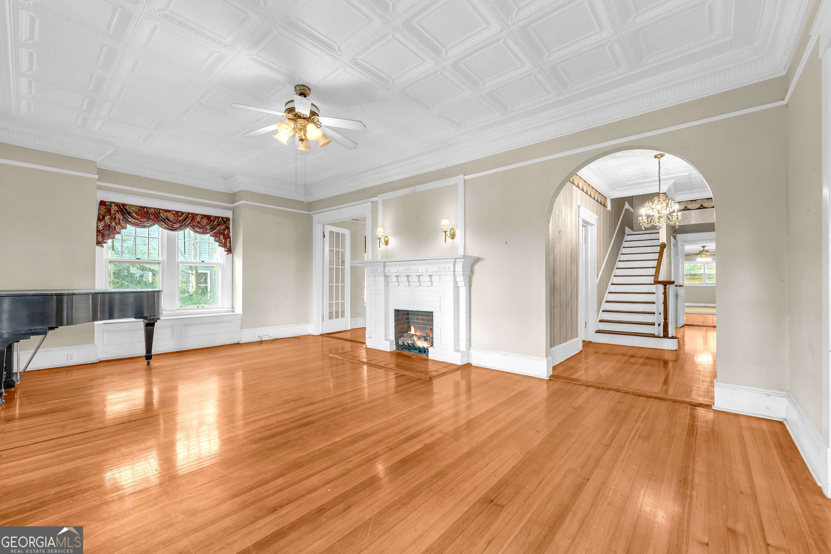 Royston, GA 30662,490 College ST