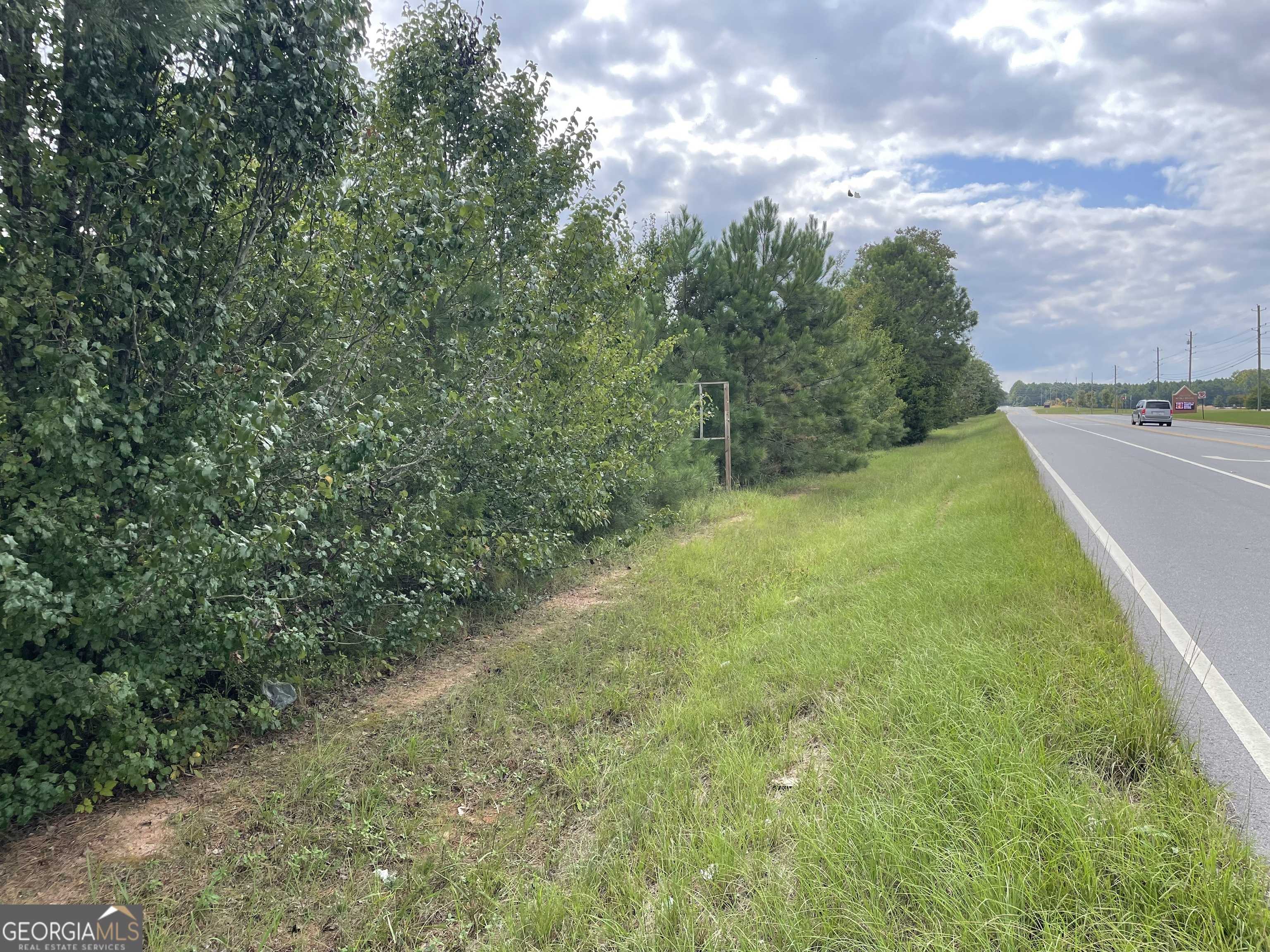 Hampton, GA 30228,744 Hampton Locust Grove RD