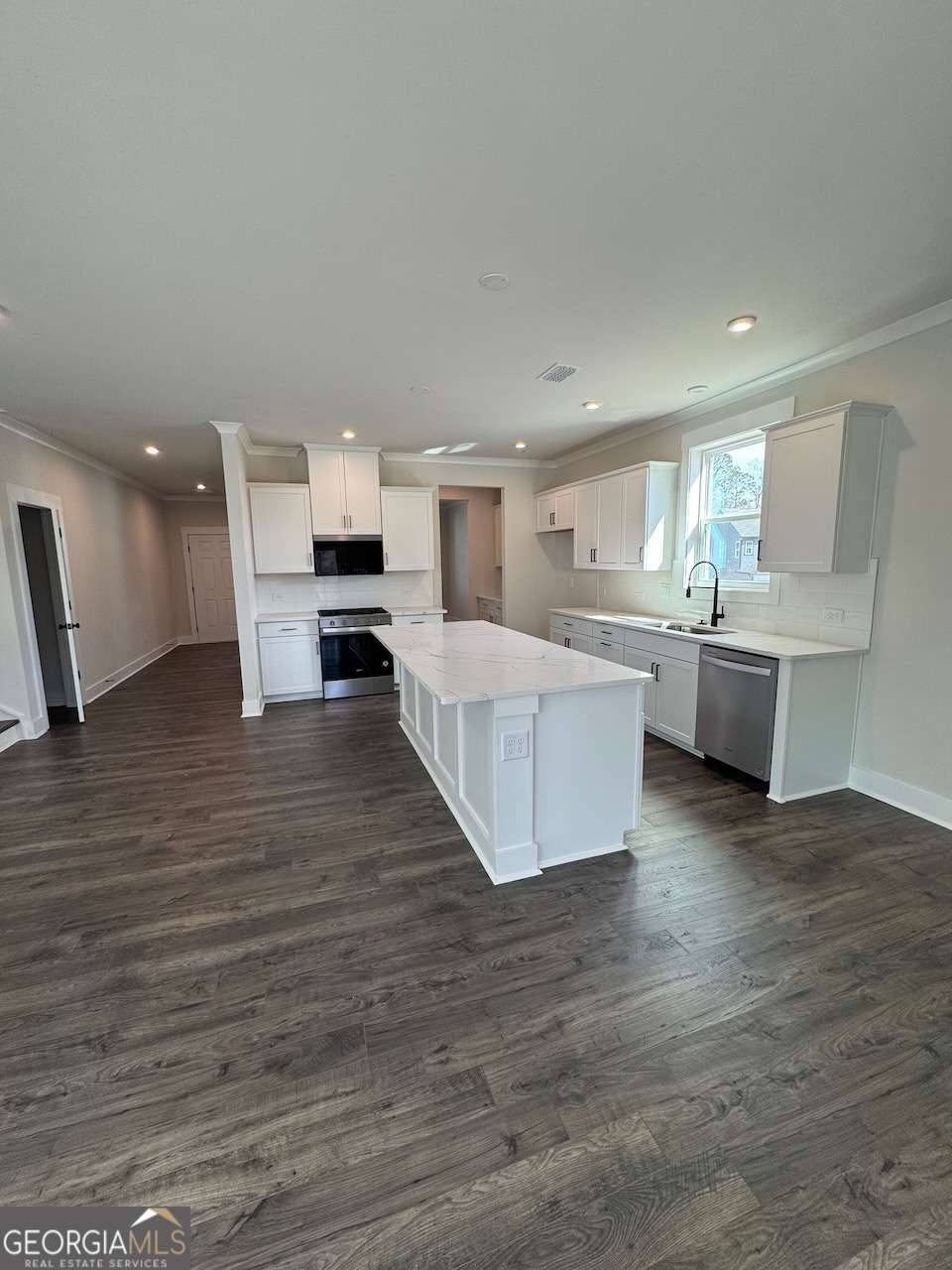 Canton, GA 30114,135 Henley ST