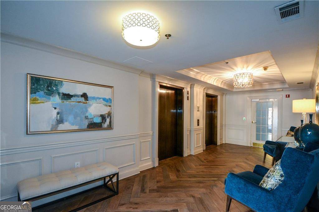 Atlanta, GA 30309,211 Colonial Homes DR NW #1303