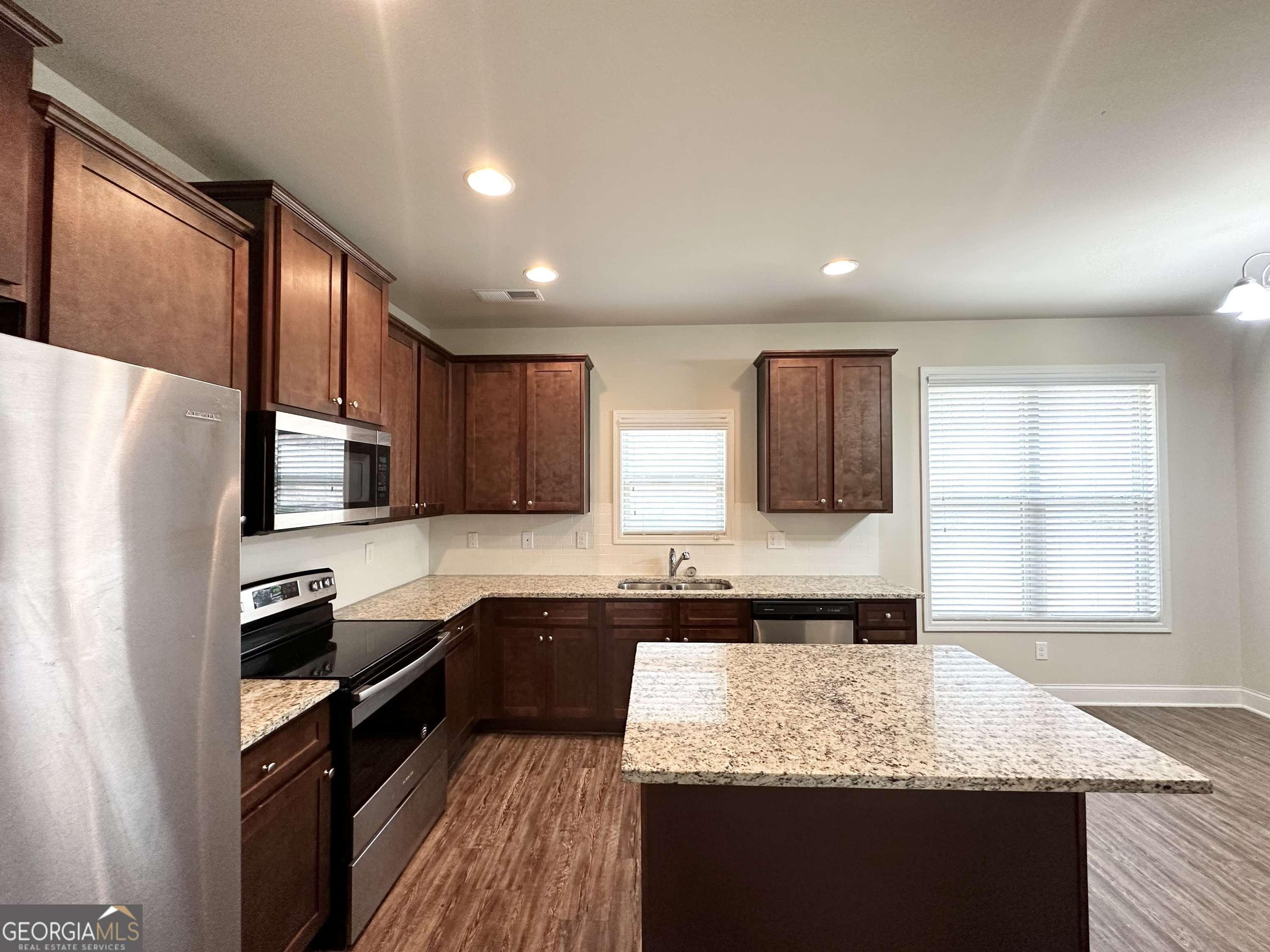 Dallas, GA 30132,292 Dublin WAY