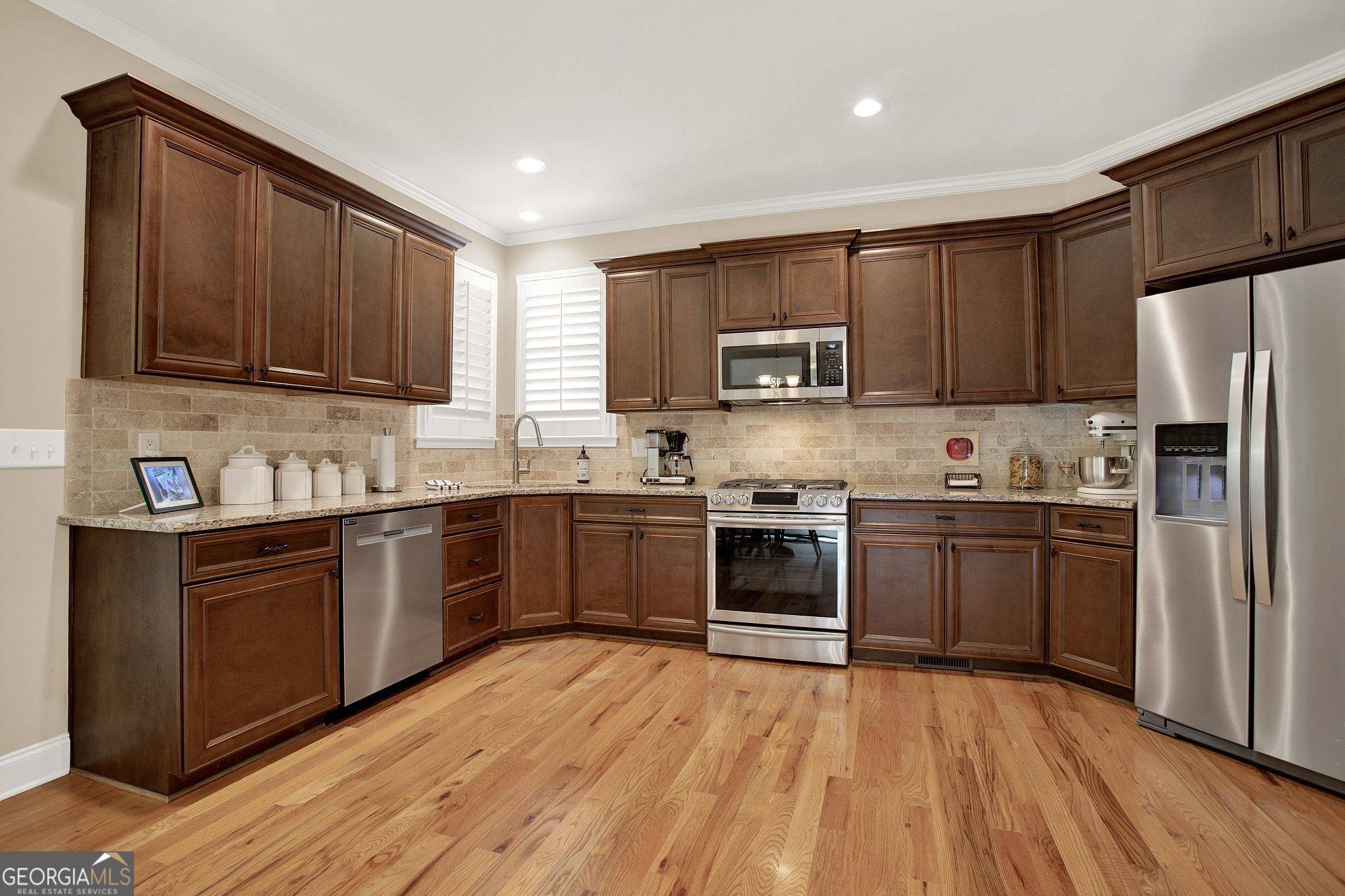 Canton, GA 30115,117 Manous DR