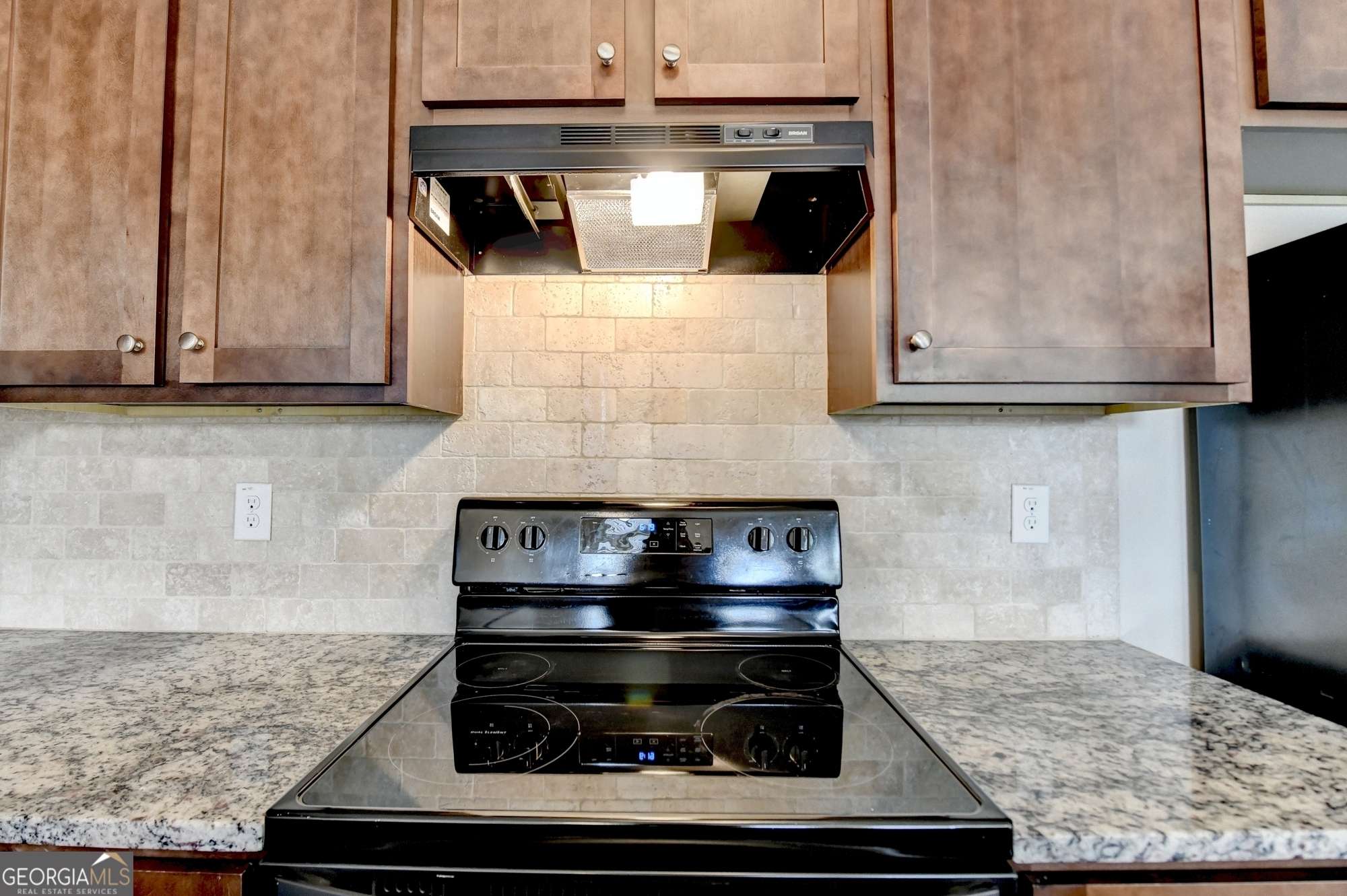 Lithonia, GA 30038,5831 Taka LN