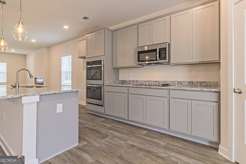 Mcdonough, GA 30253,208 Crabapple ST