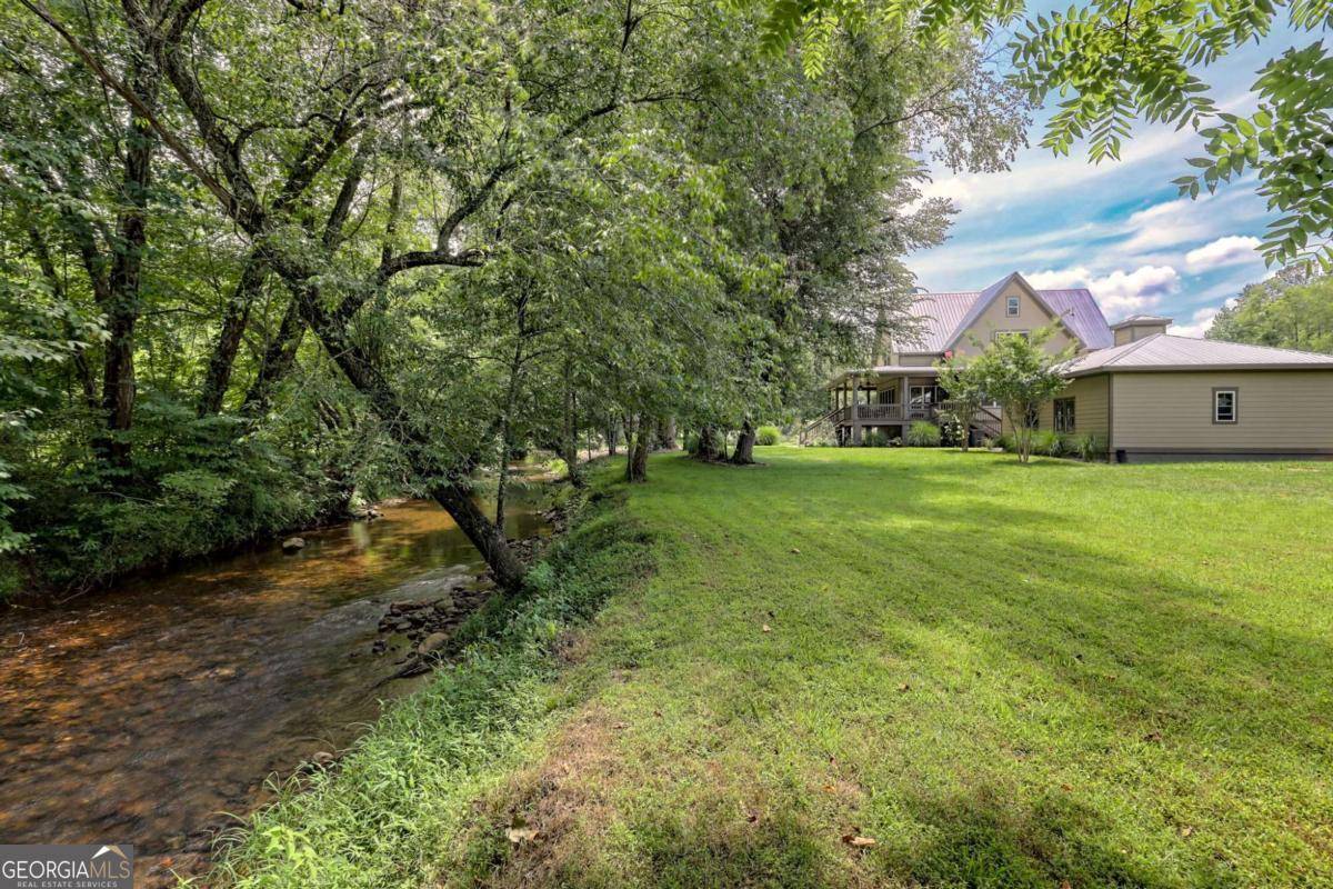 Hiawassee, GA 30546,153 Falls Creek DR