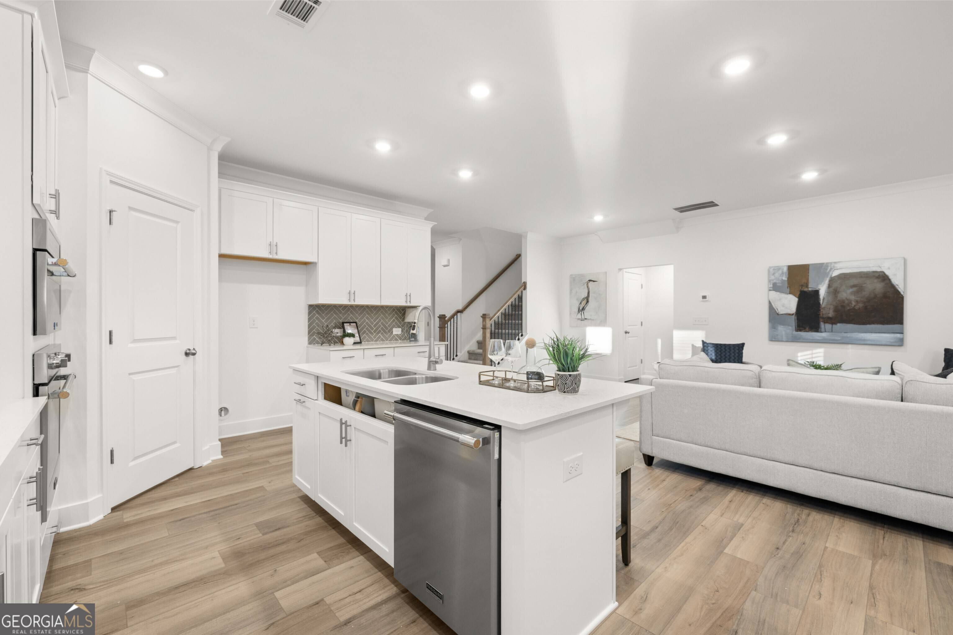 Gainesville, GA 30507,2827 Freshwater CT