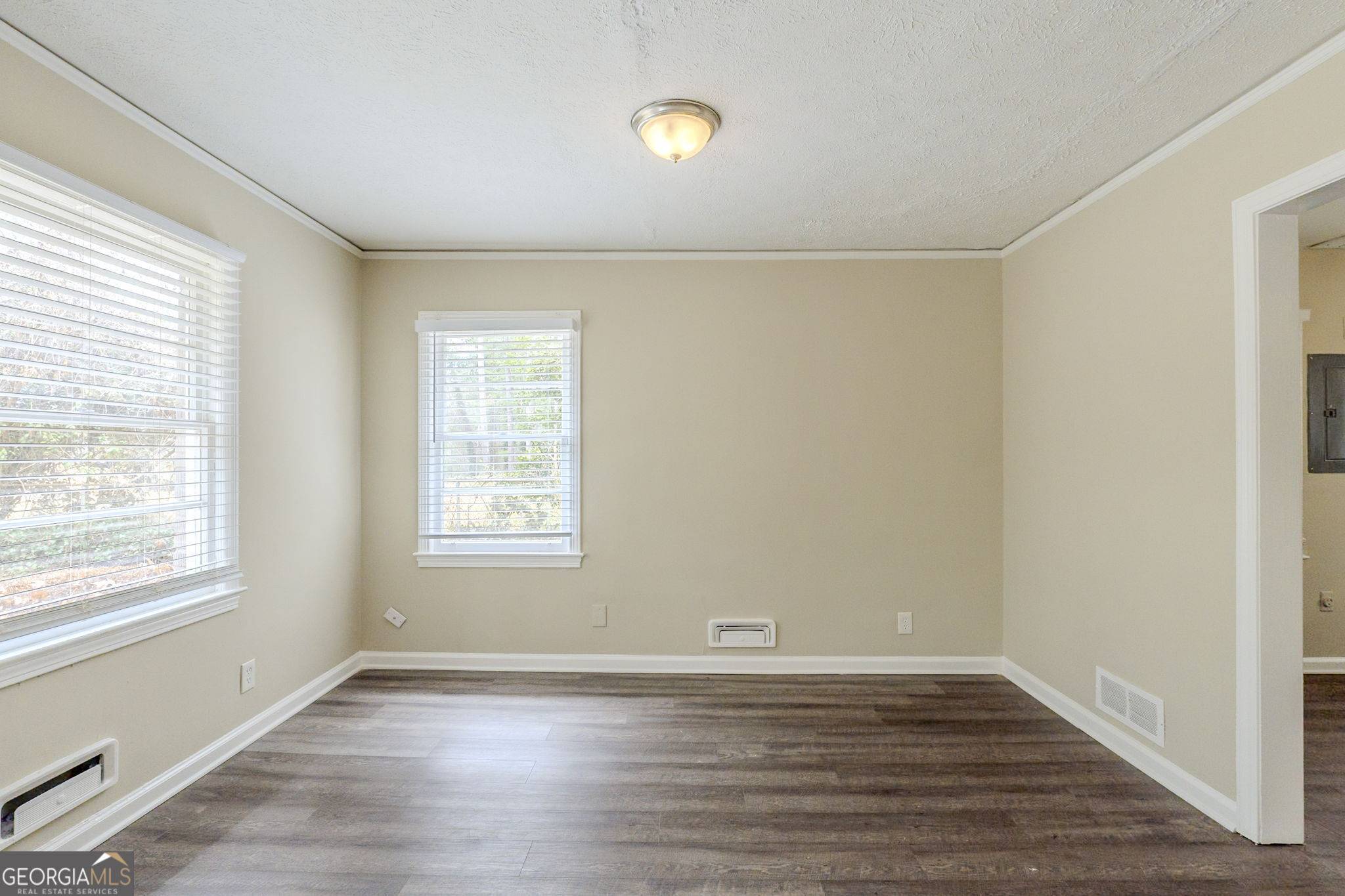 Atlanta, GA 30311,2096 Snow RD SW