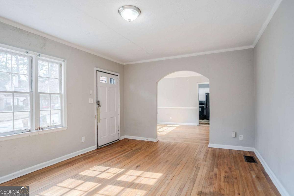 Atlanta, GA 30311,1579 Mayflower AVE SW