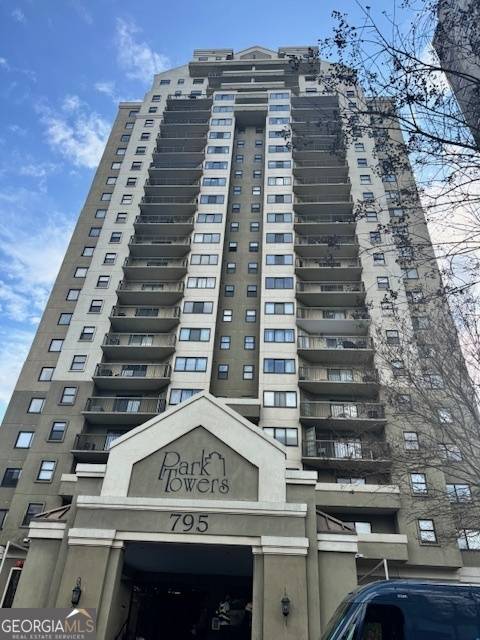 Atlanta, GA 30328,795 Hammond DR #1904
